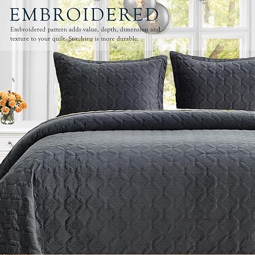 Miniatura 3 de Querencia Juego de edredón de terciopelo gris de 4 piezas, tamaño King, color gris oscuro, colcha de gran tamaño Cal King, ropa de cama geométrica