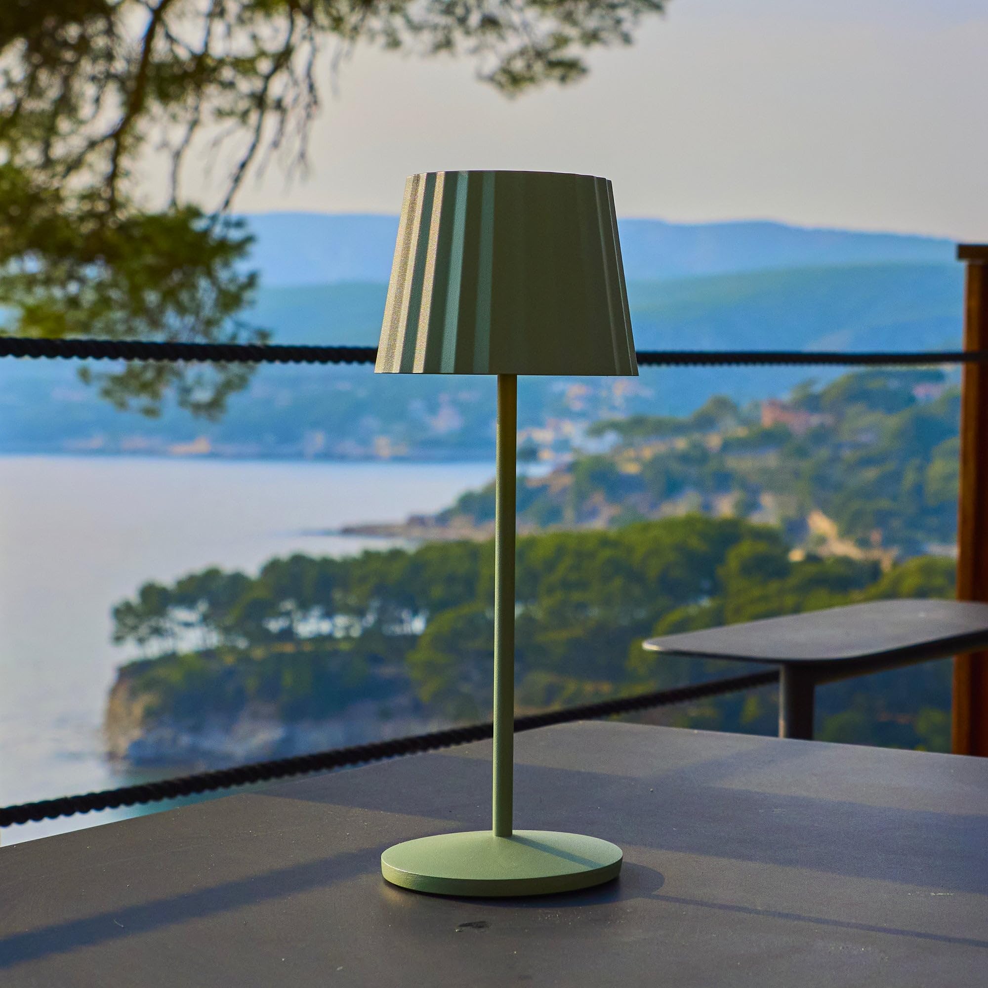 Lumisky Tischleuchte, kabellos, Aluminium, Grün, LED, ABBY Olive, weiß, dimmbar, Höhe 29 cm