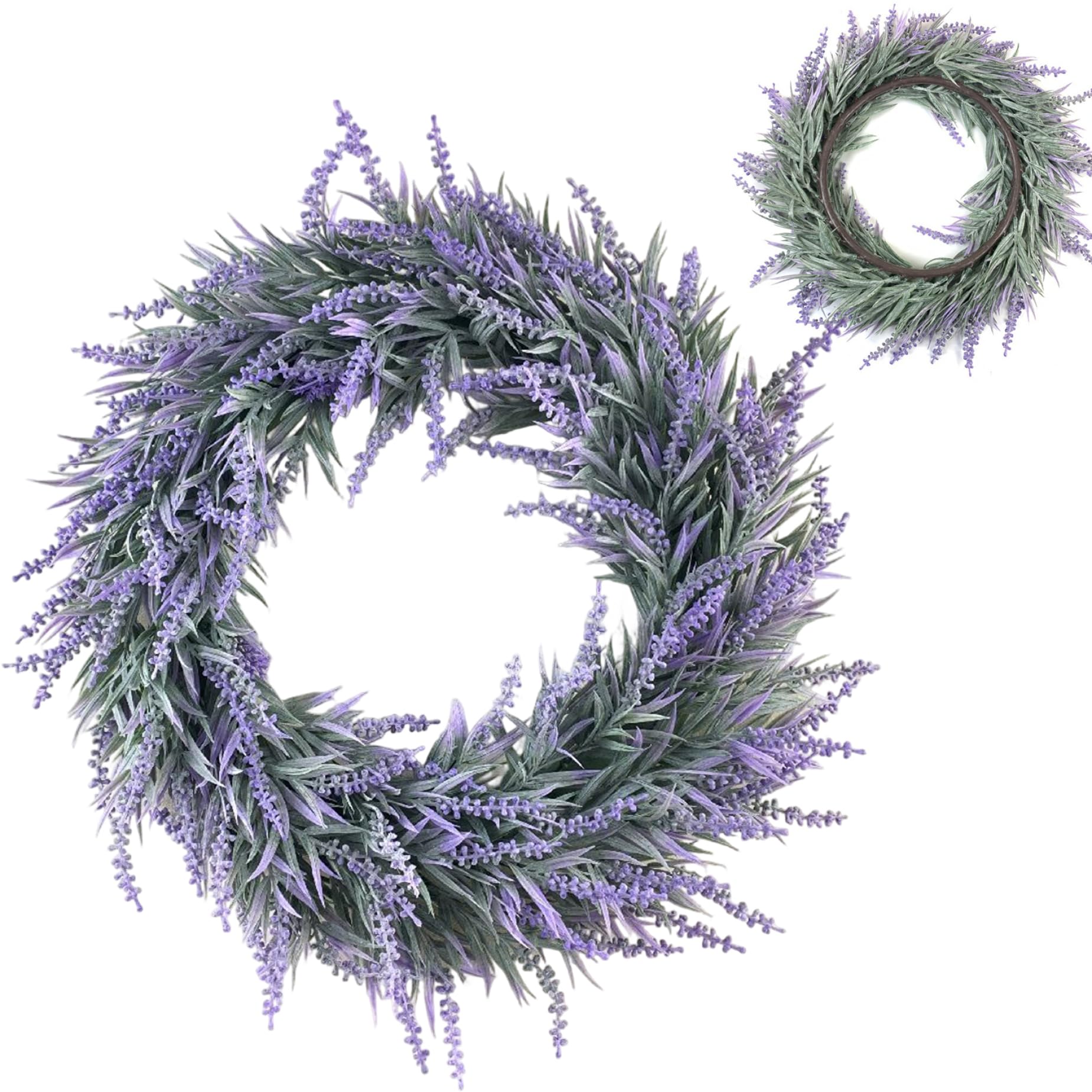 Couronne florale violette Gcroet contre les portes nues et tristes en hiver