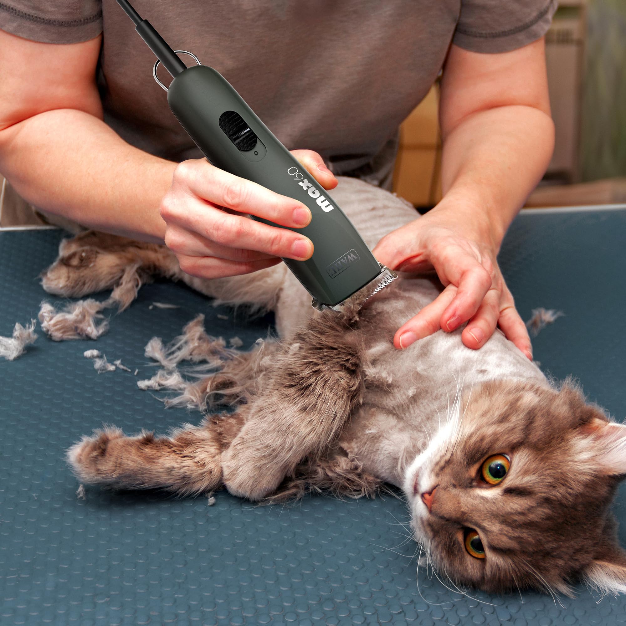 WAHL Animal Clipper Kit Max 60 + Pocket Pro, Tosatrice e trimmer per animali, strumenti per la toelettatura degli animali domestici, tutti i tipi di pelo, basse vibrazioni, leggera, nera