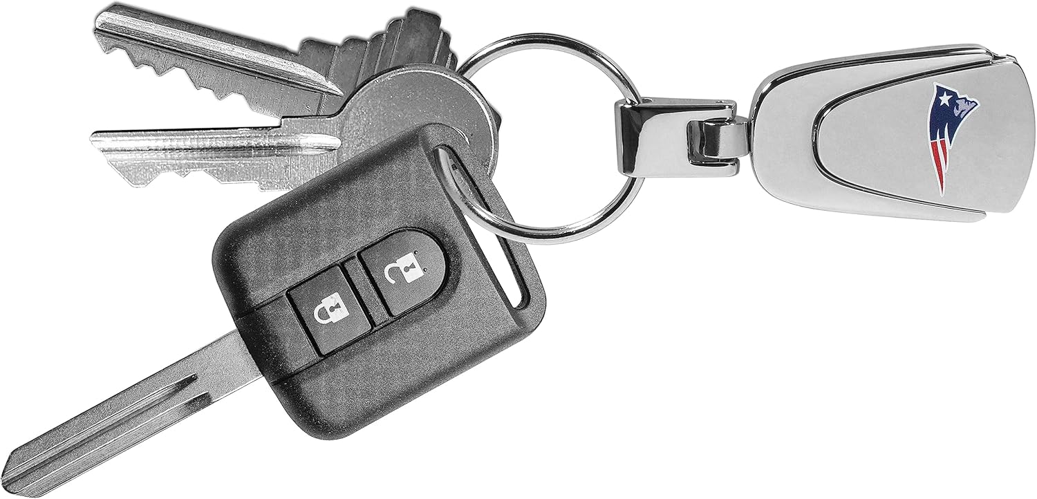 Siskiyou Sports Leather Bi-fold Wallet & Strap Key Chain