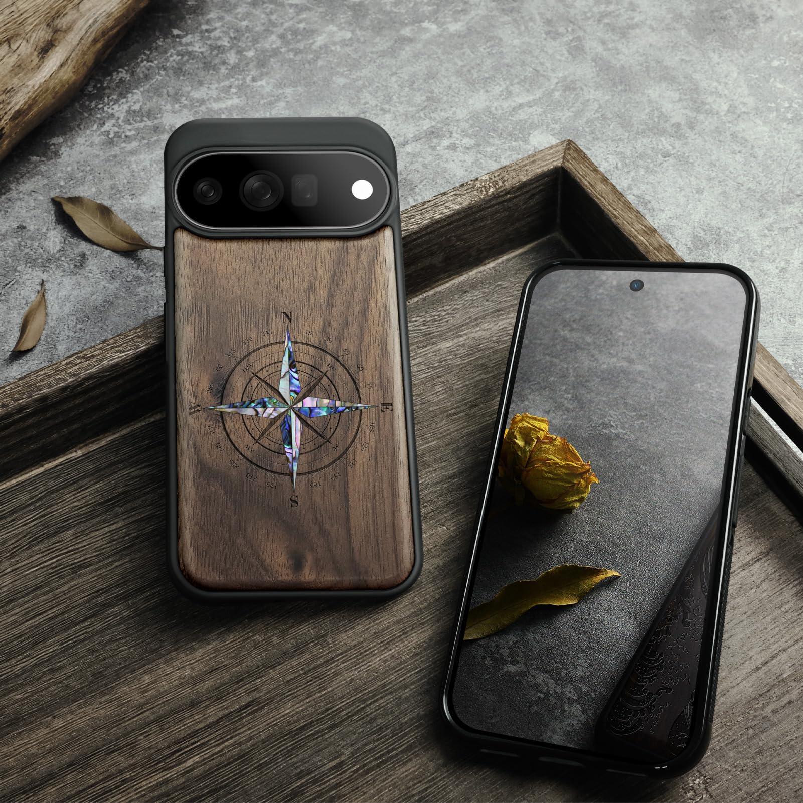 Carveit Madera Funda para Pixel 11 Pro XL (Nogal-Muschelkompass)