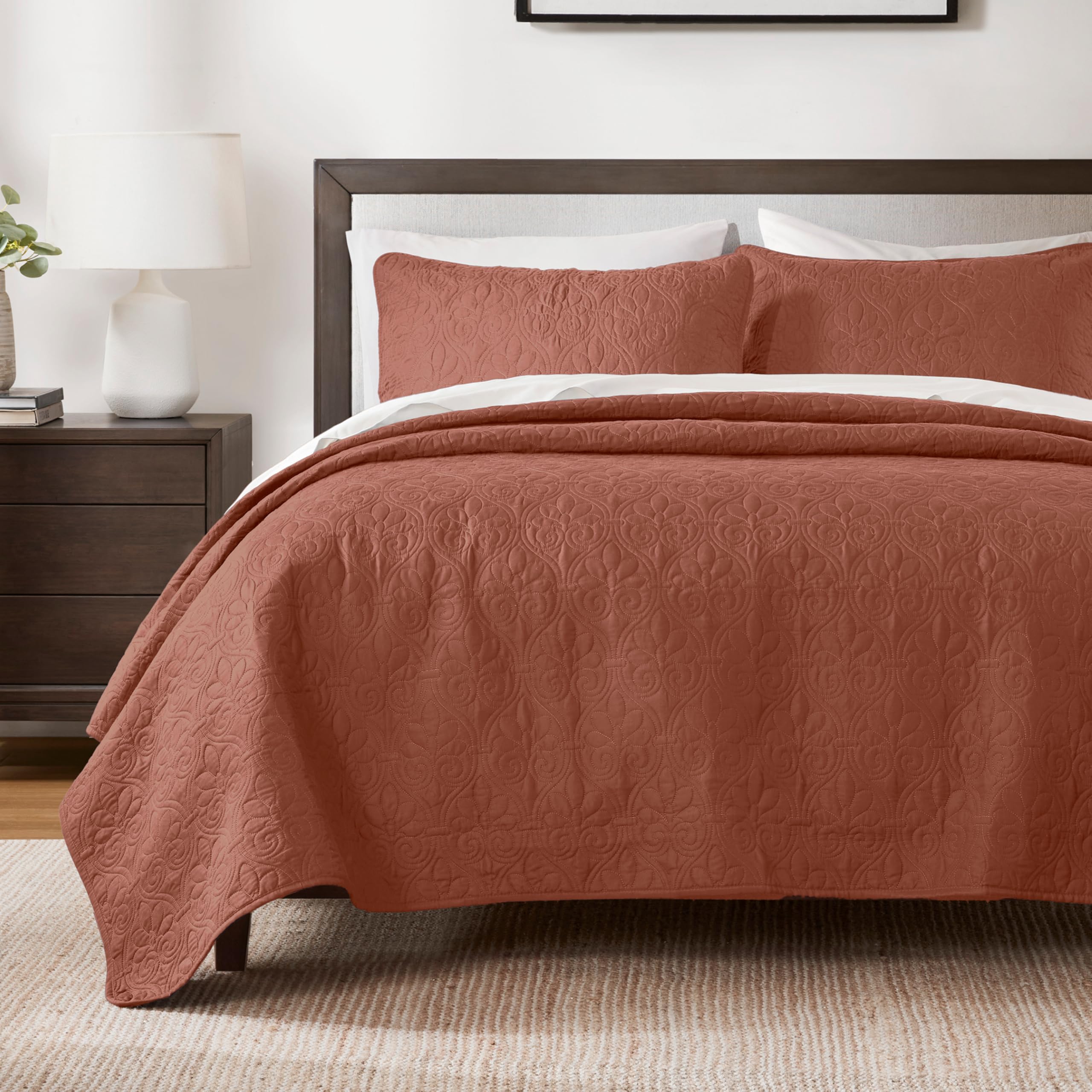 Madison Park Luxurious Cotton Damask Quilt Set, 3PC Full/Queen Bed Set