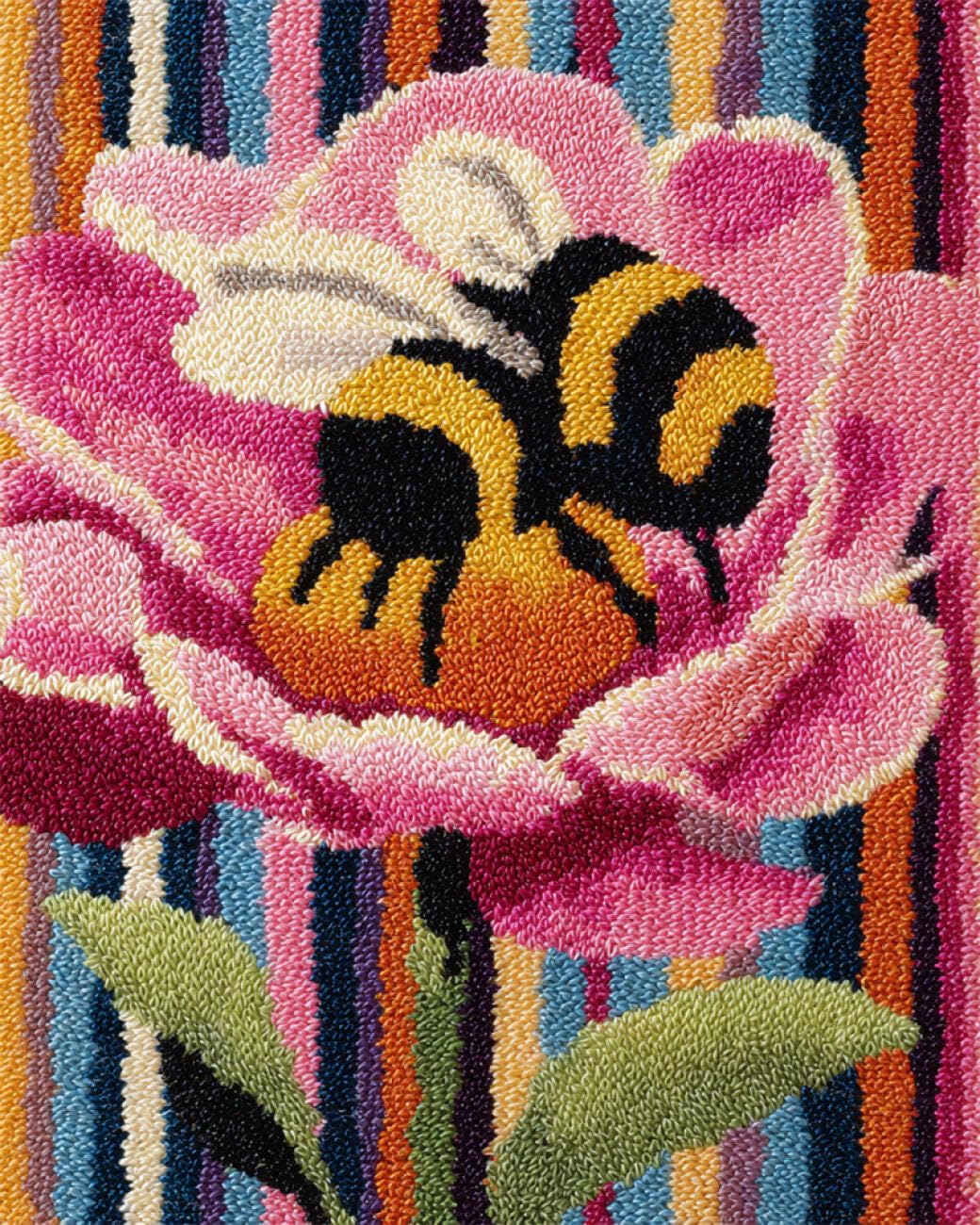 AxiangziK DIY Latch Hook Rug Kits Bees and Flowers Latch Hook Kits for Beginners，Seniors，3D DIY Enthusiasts Rug Making Set 39x55in