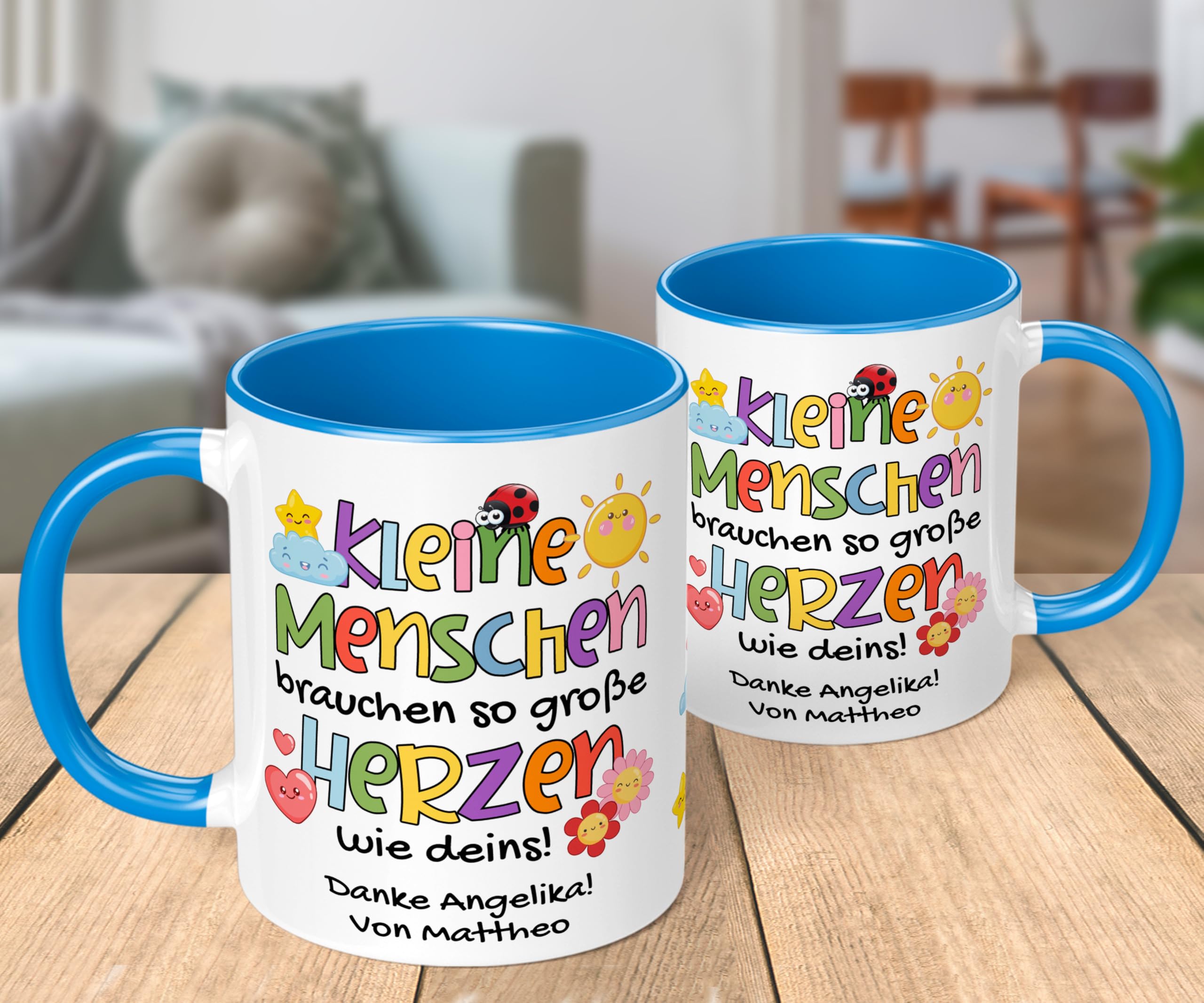 Kita Abschiedsgeschenk für Erzieher: Keramiktasse personalisiert mit Wunschtext „Kleine Menschen brauchen so große Herzen wie deins!“ - Dankeschön Kindergarten Krippe, 330ml (Cambridge Blau)