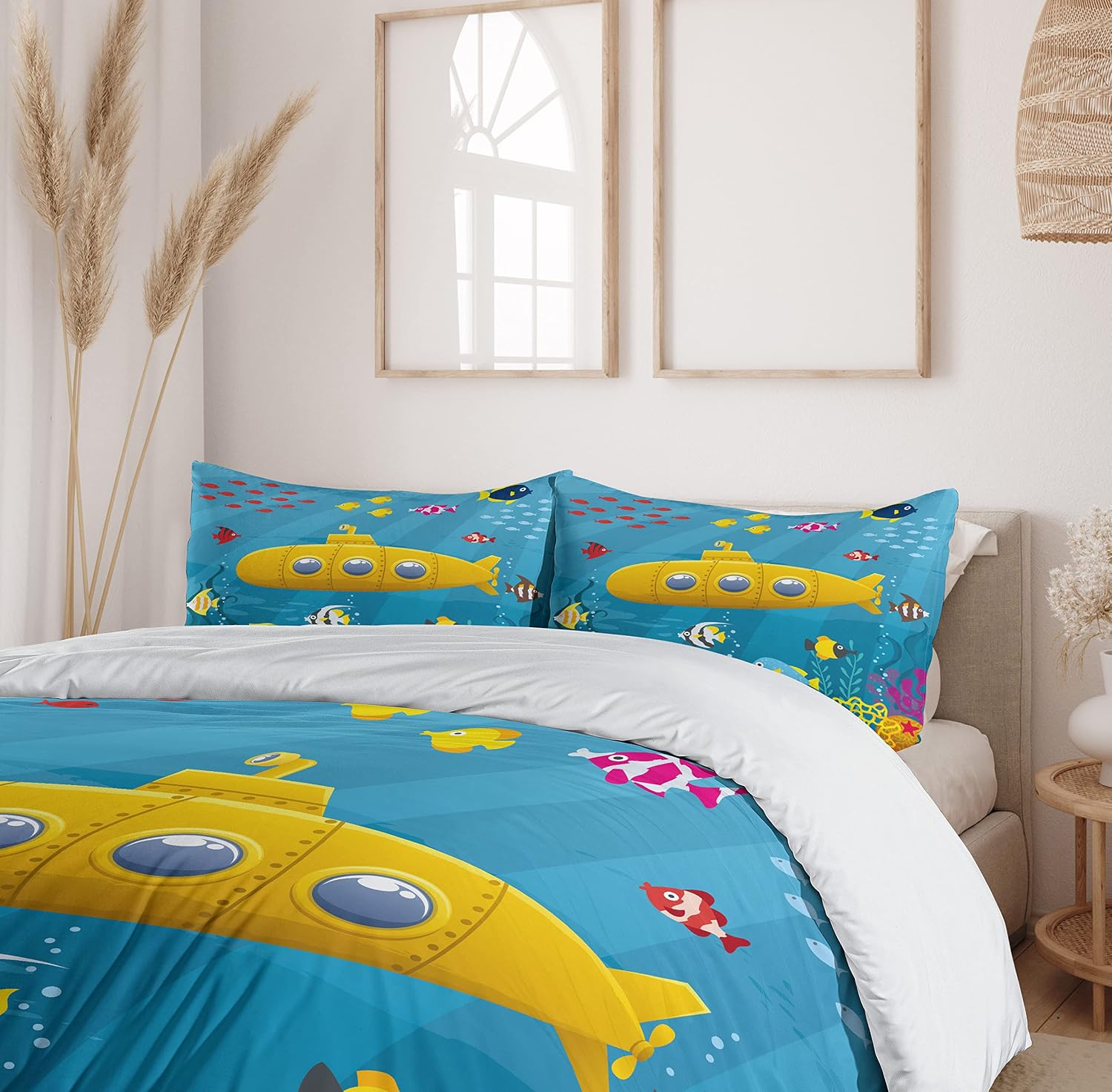Ambesonne Yellow Submarine Duvet Cover Set, Coral Reef Colorful Fish Ocean Life Marine Creatures Tropic, Decorative 3 Piece Bedding Set with 2 Pillow Shams, Queen Size, Blue Yellow Pink