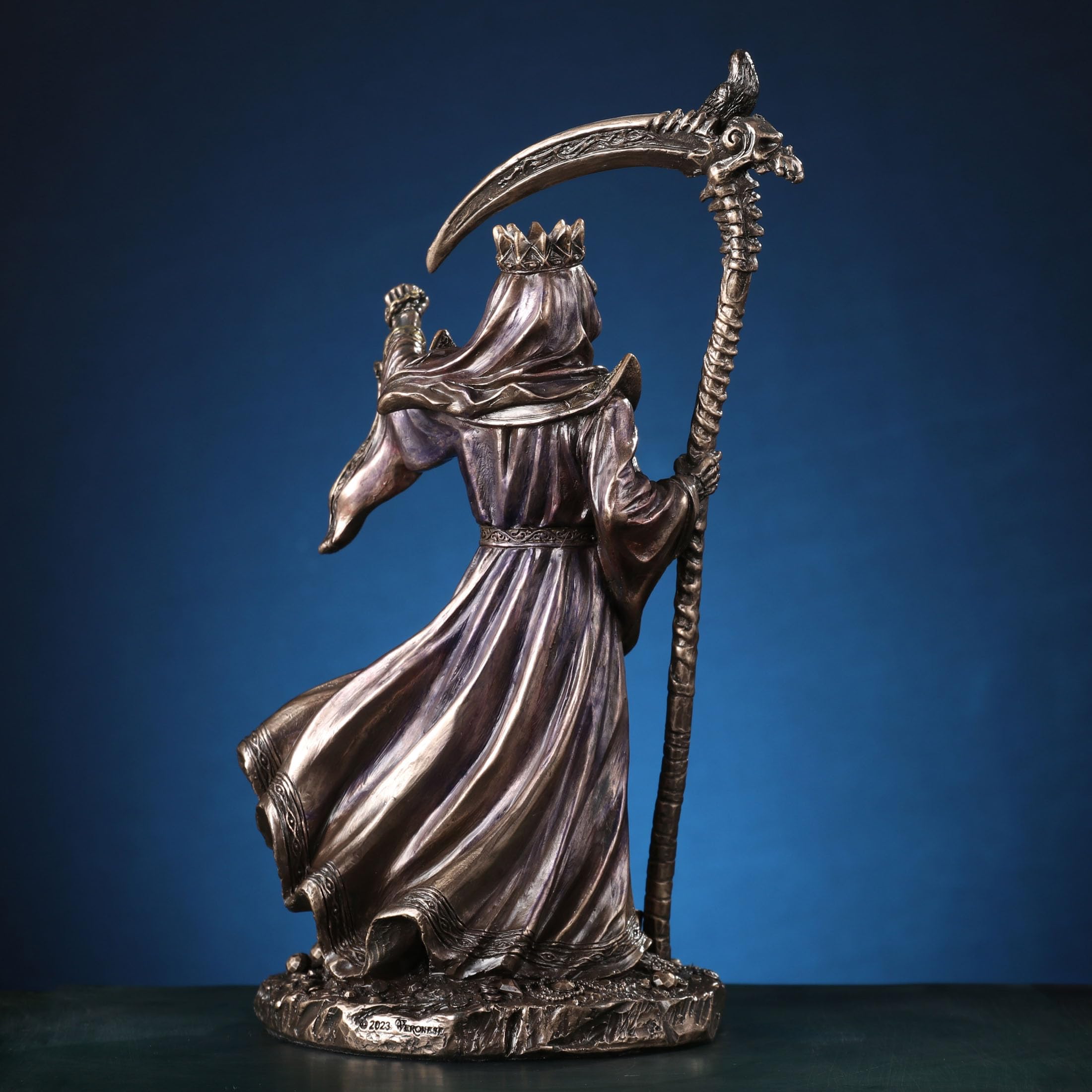 Veronese Design スカル 置物【オマケつき】 Amazon.com: Veronese Design 8 1/2 Inches Crowned Reaper Skeleton