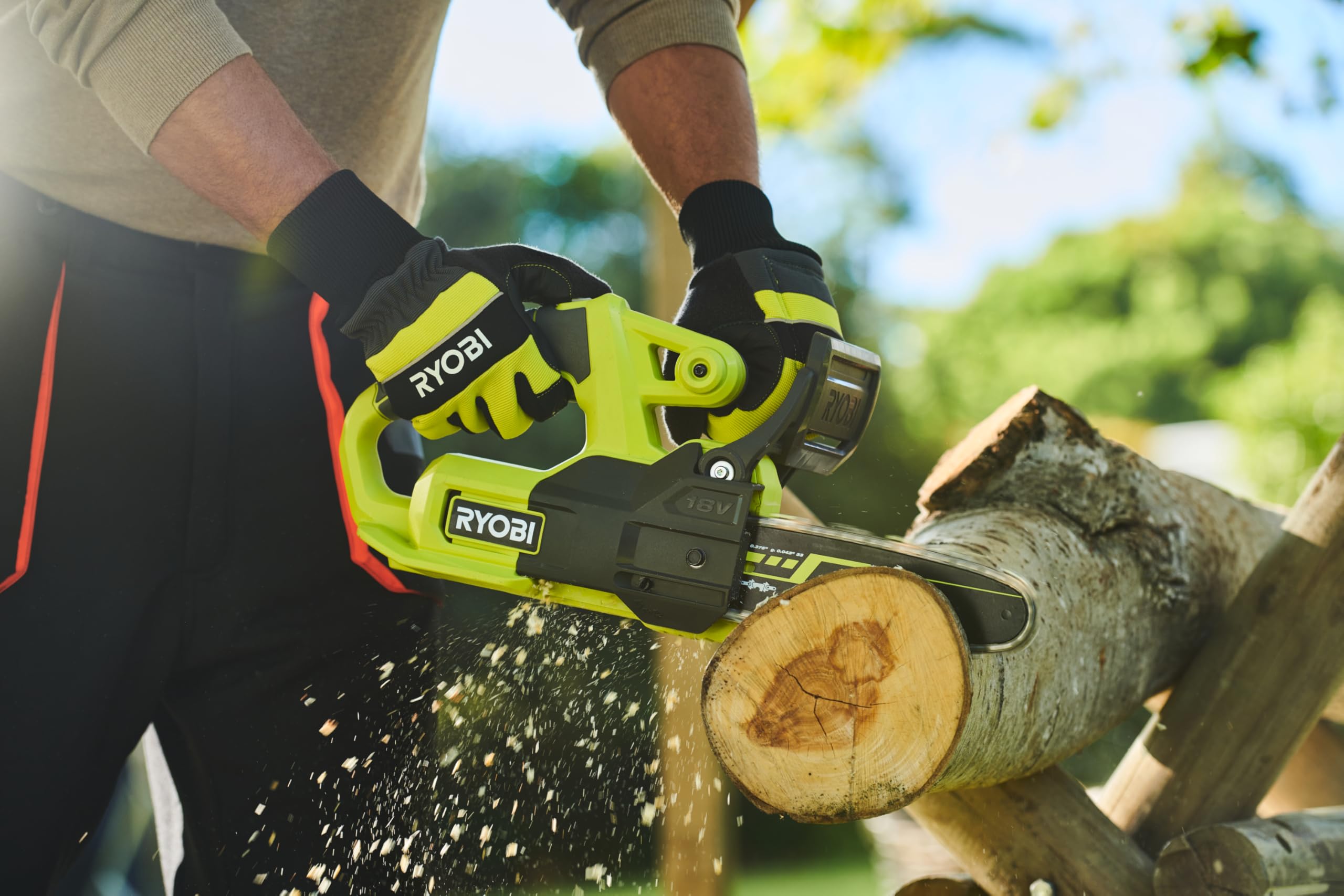 Ryobi RY18CS20A-125 Elettrosega a Batteria 18V ONE+, Barra 20 cm, Batteria 2,5 Ah e Caricabatterie Inclusi, Leggera e Maneggevole