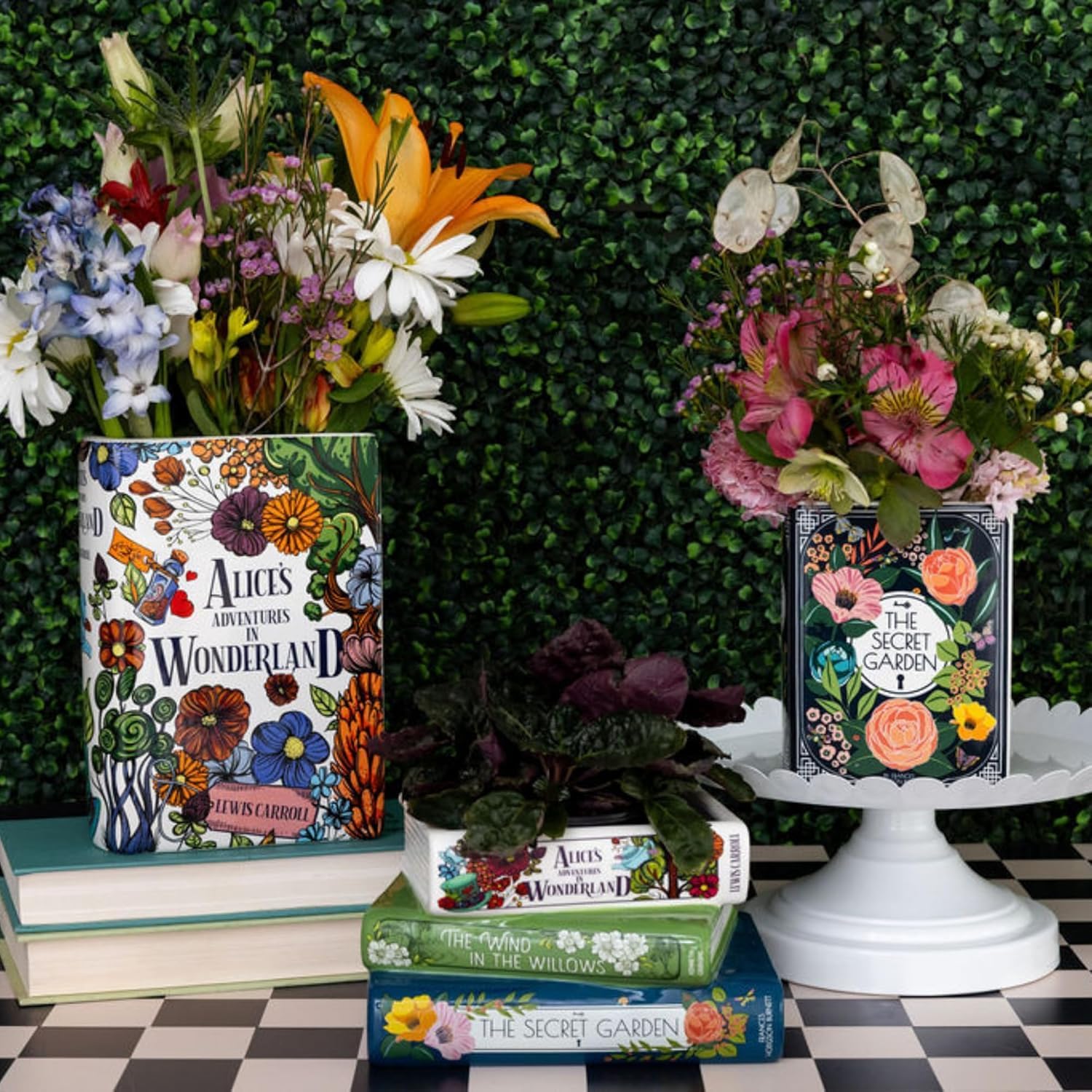 Steel Mill & Co Originelle große dekorative Vase in Buchform, Keramik, Heimdekoration, niedliche Bücherregal-Dekoration, einzigartig, für Buchliebhaber, Alice's Adventures in Wonderland - Floral