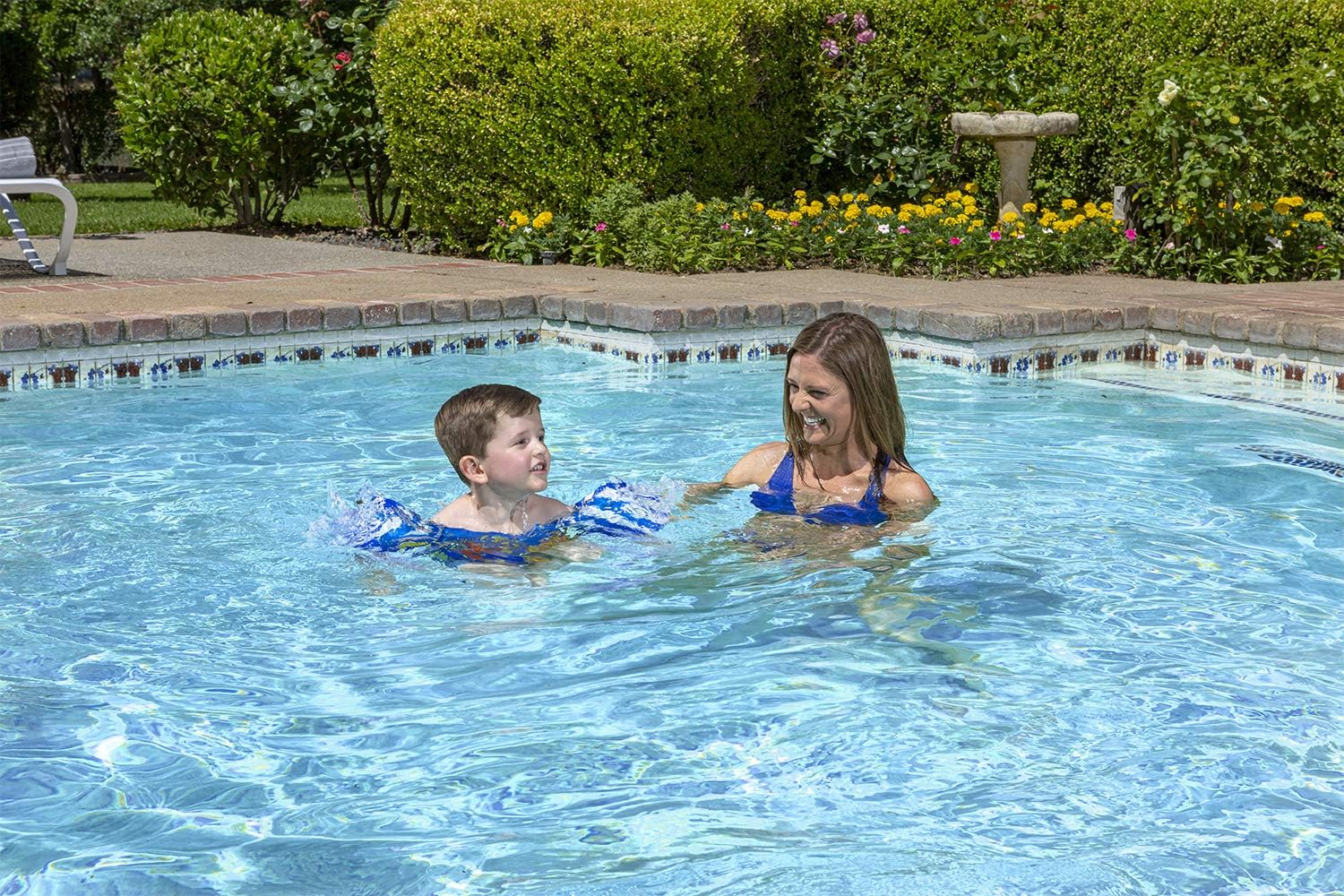 Poolmaster Learn-To-Swim Lil' Splashers Swimming Pool Float Training Aid Swim Vest and Arm Floaties, Blue