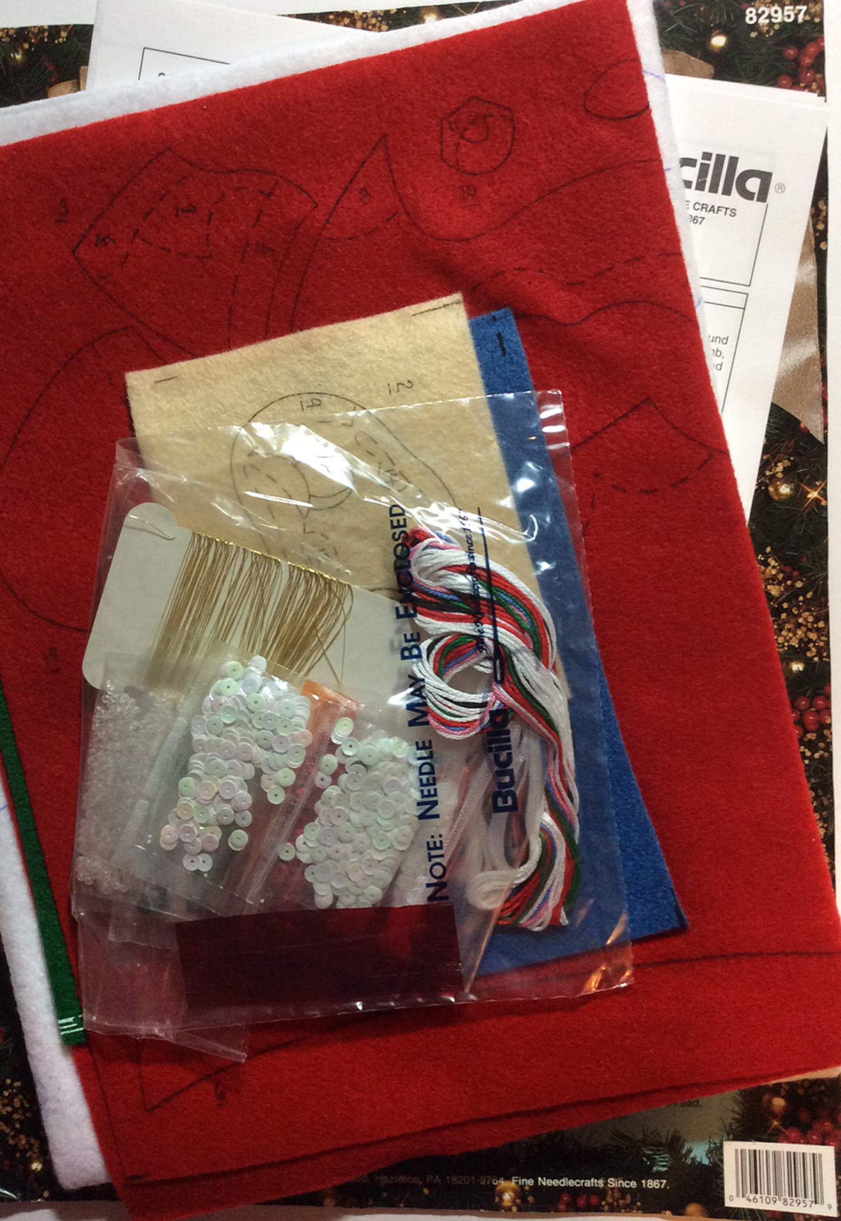 Bucilla - Kris Kringle - Felt Applique Card Holder Kit 82957