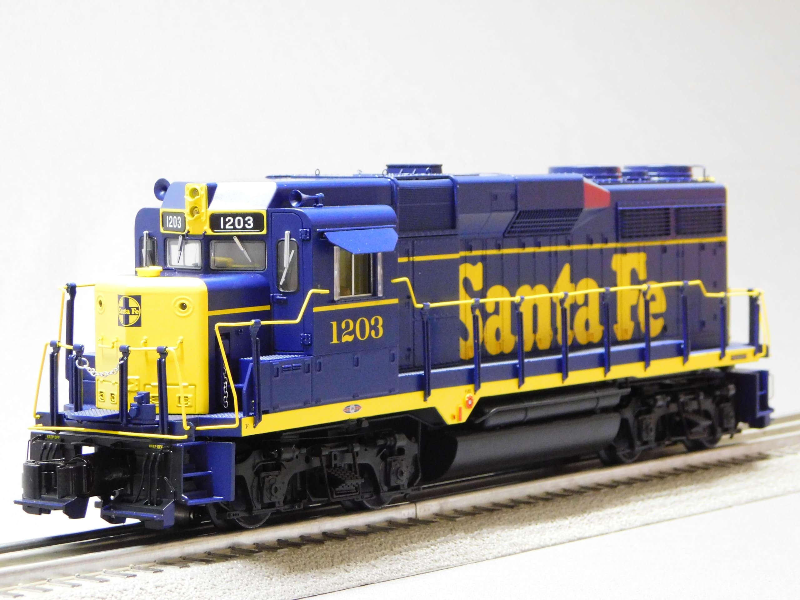 Lionel Santa FE Legacy GP30#1203 Diesel Locomotive Engine O Gauge 2433151