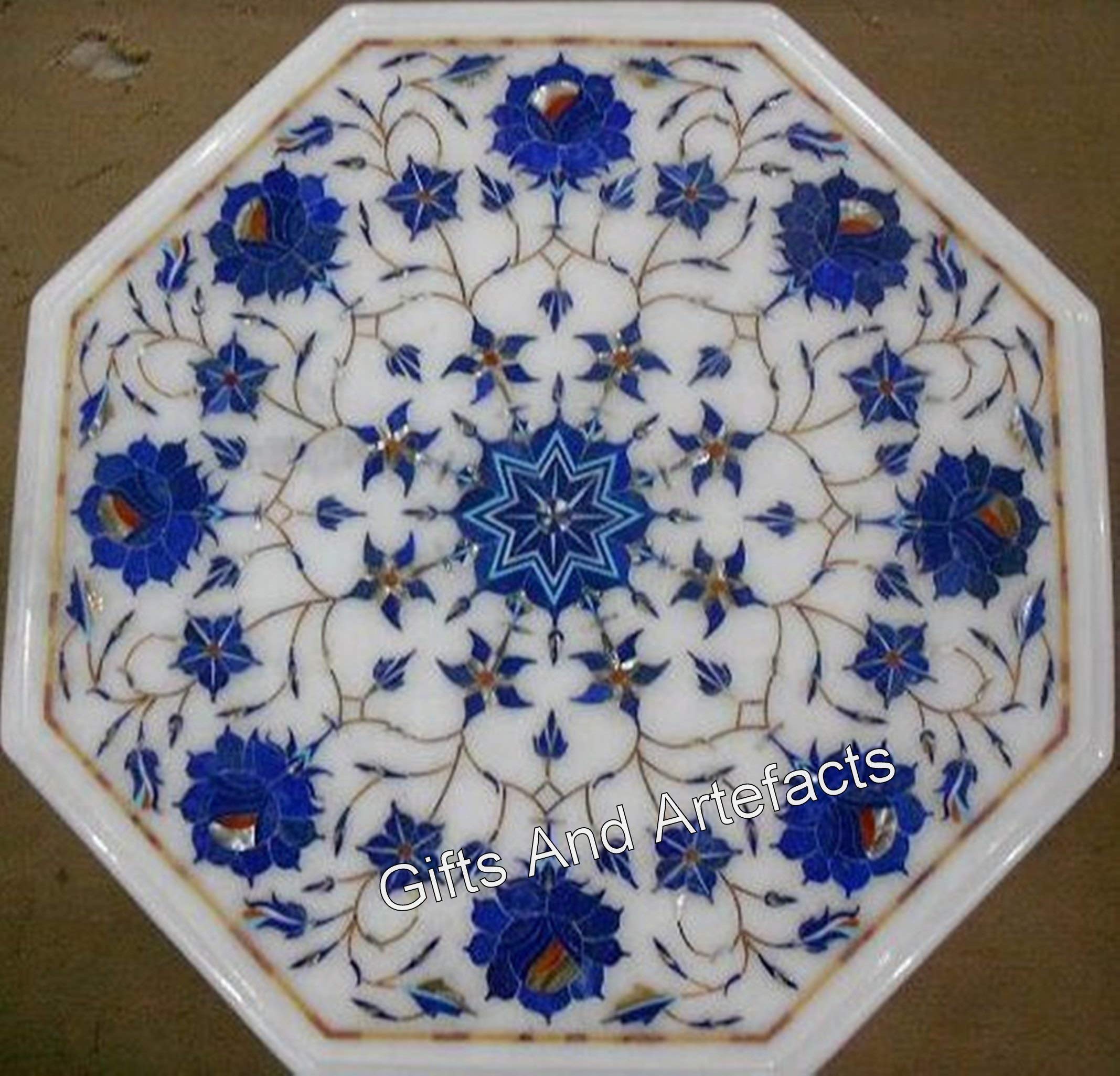 Table basse en marbre blanc et lapis-lazuli, cadeau idéal pour pendaison de crémaillère
