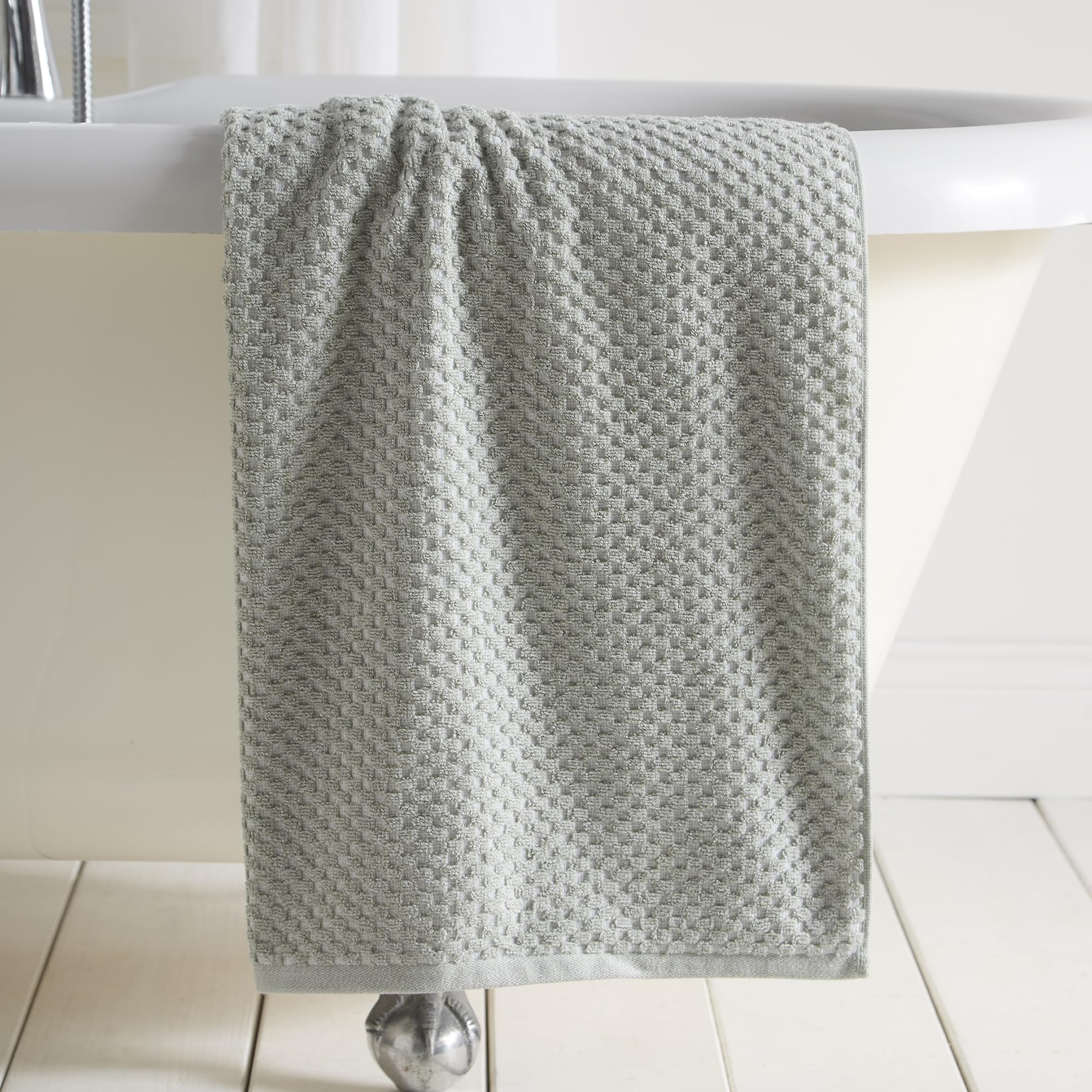 Dreams & Dates - Bath Sheet - Cotton - Green