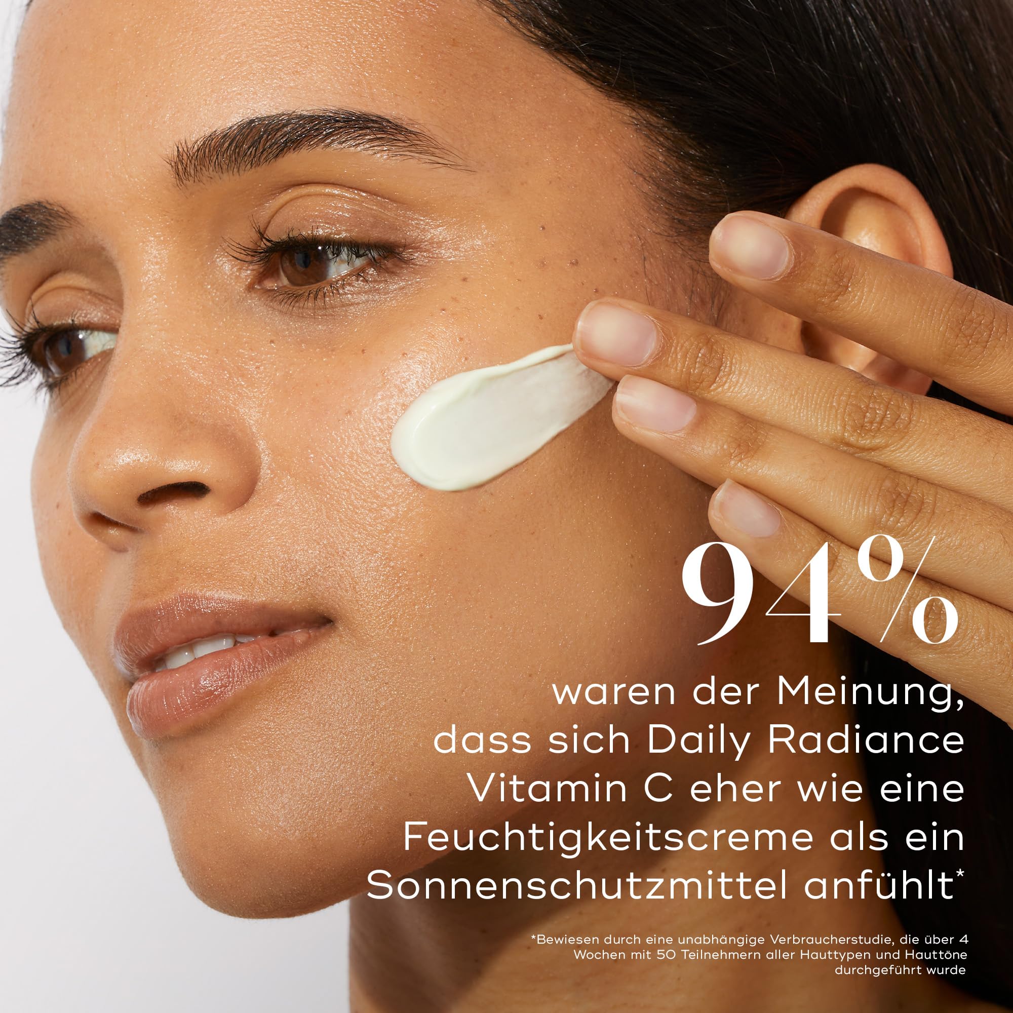 Medik8 Daily Radiance Vitamin C, 2-in-1 LSF & Feuchtigkeitscreme - 50 ml | C-Tetra 7% Vitamin-C-Creme mit LSF 30; 2-in-1-Feuchtigkeitspflege für mehr Schutz; belebt und schützt jeden Morgen