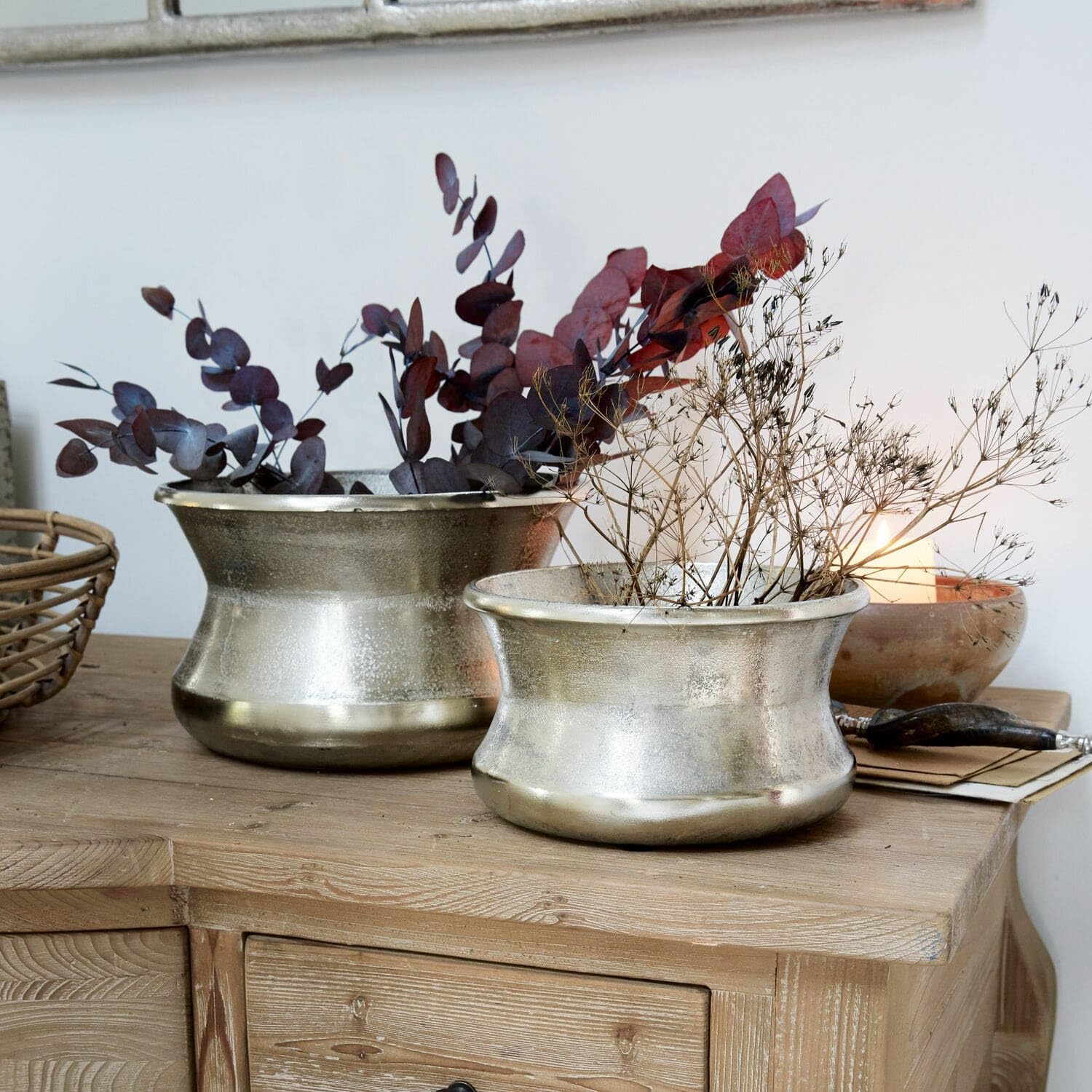 Loberon Vase 2er Set Riona, antiksilber | Zwei Größen, matt gebürstet, ideal für kleine Sträuße, Blumenvase, Wohnaccessoires, Wohndekoration, Aluminiumguss