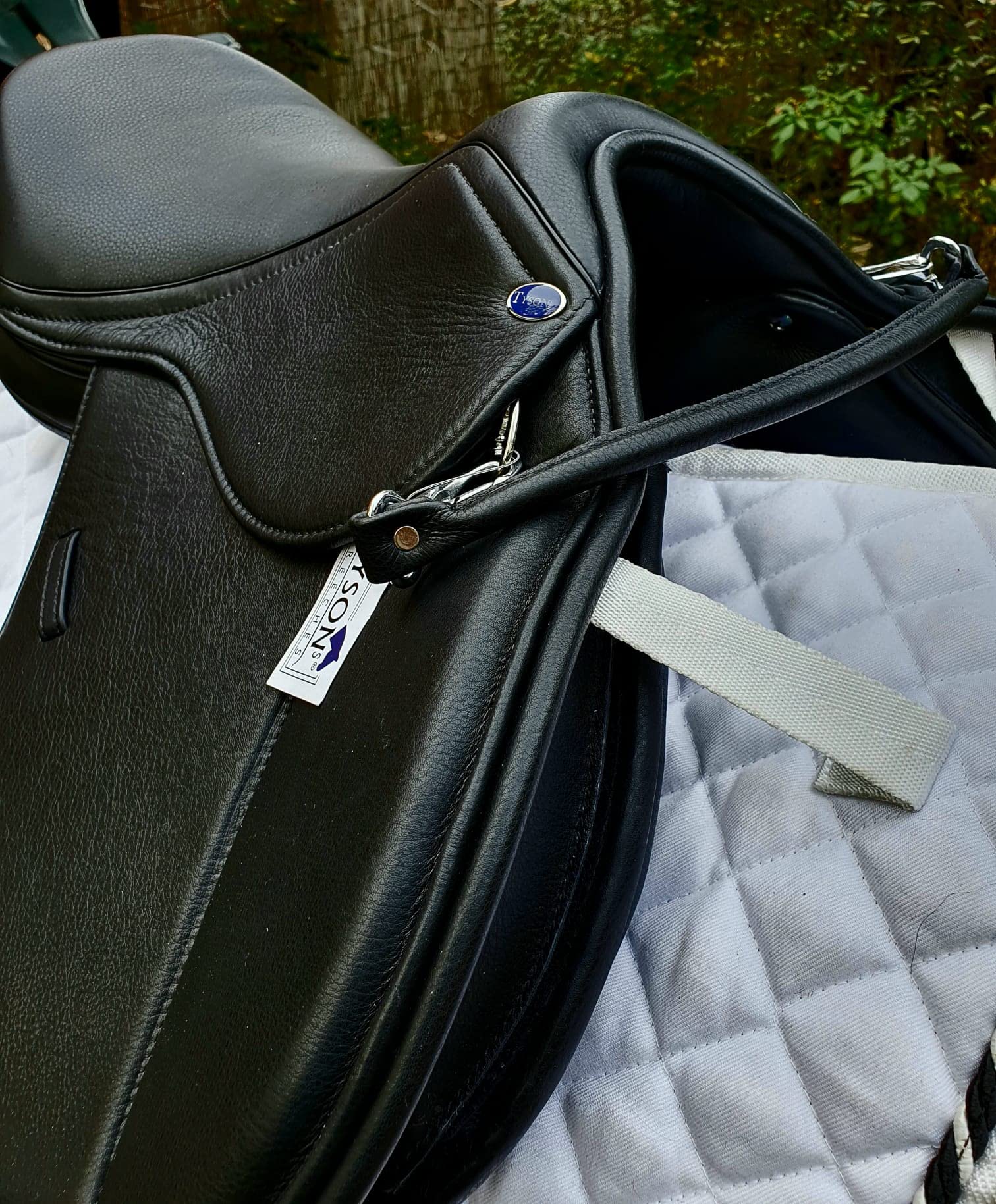 Ledersattel Jumper VS Sattel Leder Schwerpunkt Springen Schwarz Braun incl. Kopfeisen Tysons Ponysattel Welsh Kindersattel Tysons (14 Zoll, Braun)