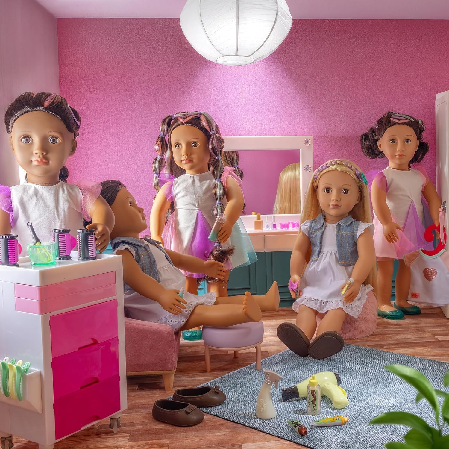 Our Generation - Tina - from Hair to There - Muñeca Cabello Crece de 46cm - Cabello arco iris ultralargo y ojos marrones realistas - Juguete para niños a partir de 3 años