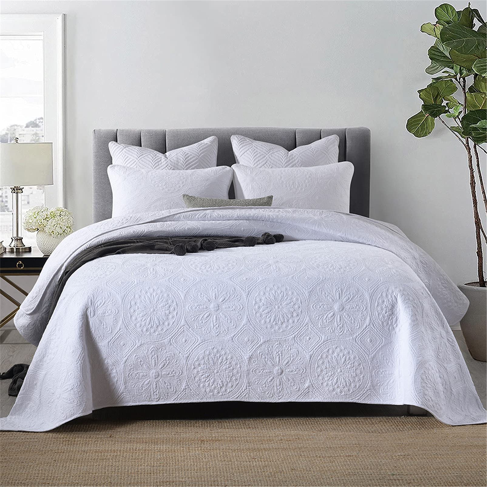 WANWEN White Quilted King Size Bedspread 230x250cm Cotton American Style Copper Coin Embroidered Reversible Bedspreads Throws Quilt with 2 Pillowcase little surprise