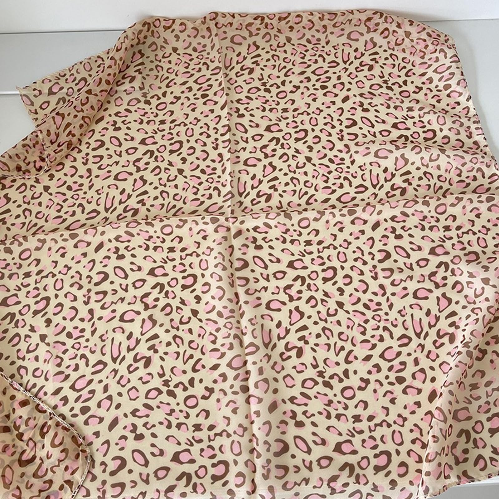 Bandana per capelli alla moda con stampa leopardata per donne in morbido poliestere accessorio per capelli alla moda per uso quotidiano e feste