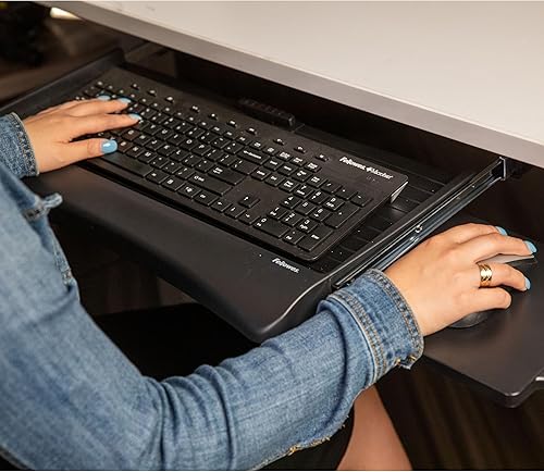 Miniatura 4 de Cajón para teclado para la parte inferior del escritorio Fellowes Office Suites negro o plateado 9140303