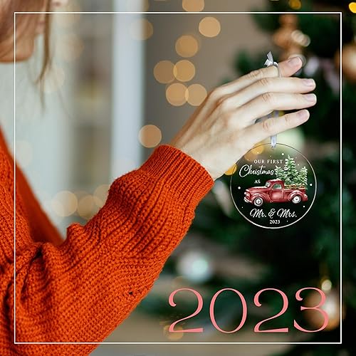 Miniatura 6 de Adorno de primera Navidad para casados 2023  Regalos de señor y señora para recién casados  Regalos para recién casados para parejas, regalos para