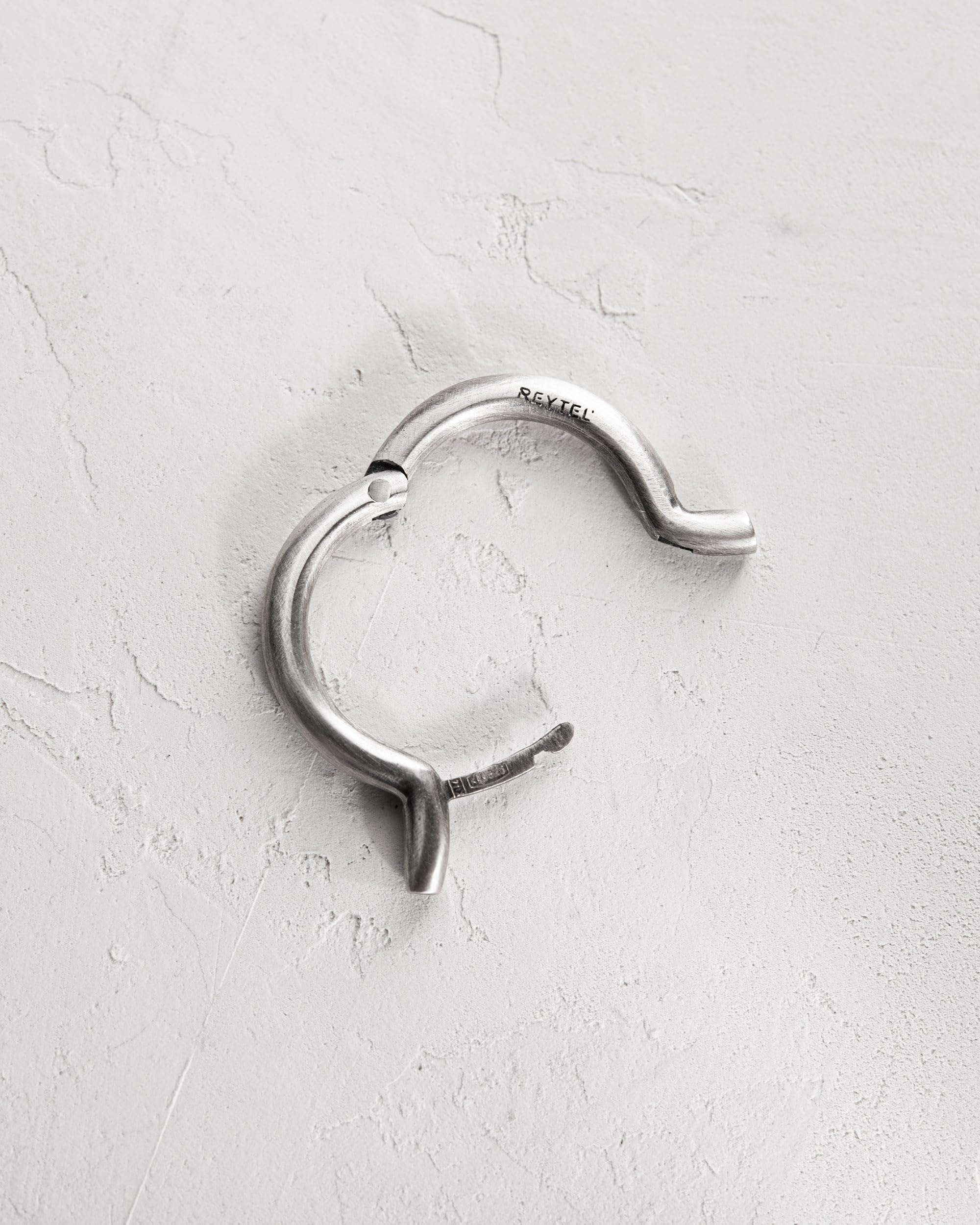 Orecchini singoli in argento sterling 925 – Orecchini da uomo con zirconi neri, stile minimalista, 0,7 x 0,7 cm