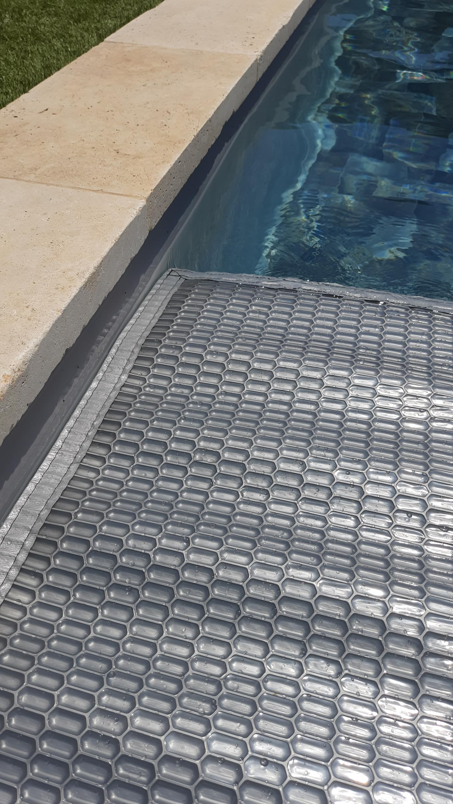 Bâche à Bulles Solaire Piscine 7 x 3,5 m - Epaisseur 500 Microns Premium - Bordée 4 Côtés - Technologie Alvéolaire Chauffante Anti Algues - Bleu/Gris