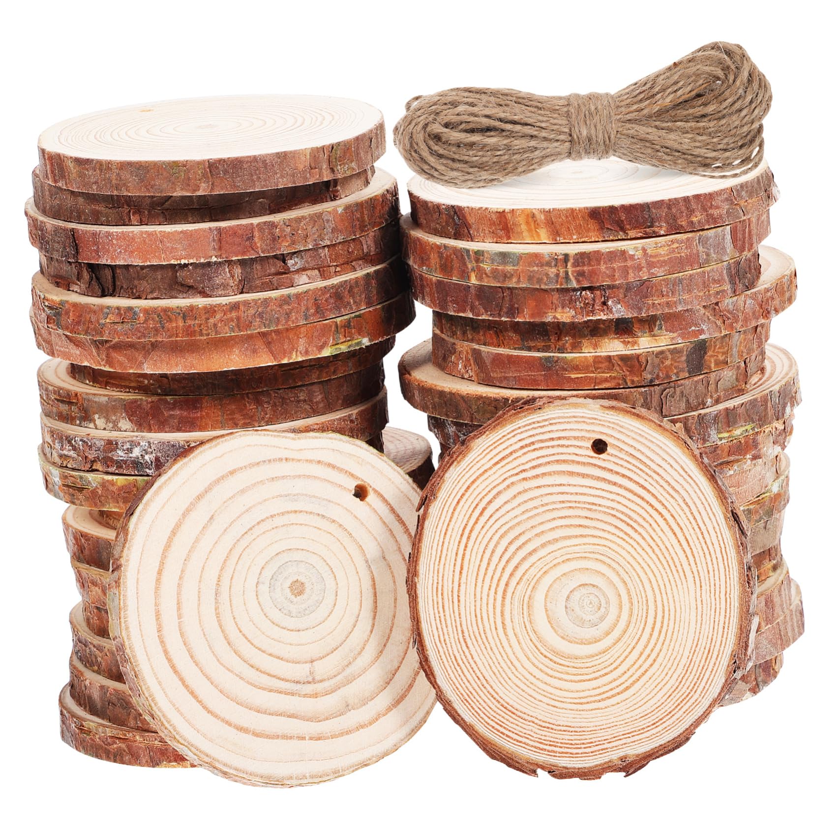 Unbehandelte Runde Holzscheiben 7-8cm, 50 Stück, mit Schnur | Braun, Rustikal und Natürlich, Selbstgemacht Bastelarbeiten für Shops und Handmade Projekte, mit Hängebohrung