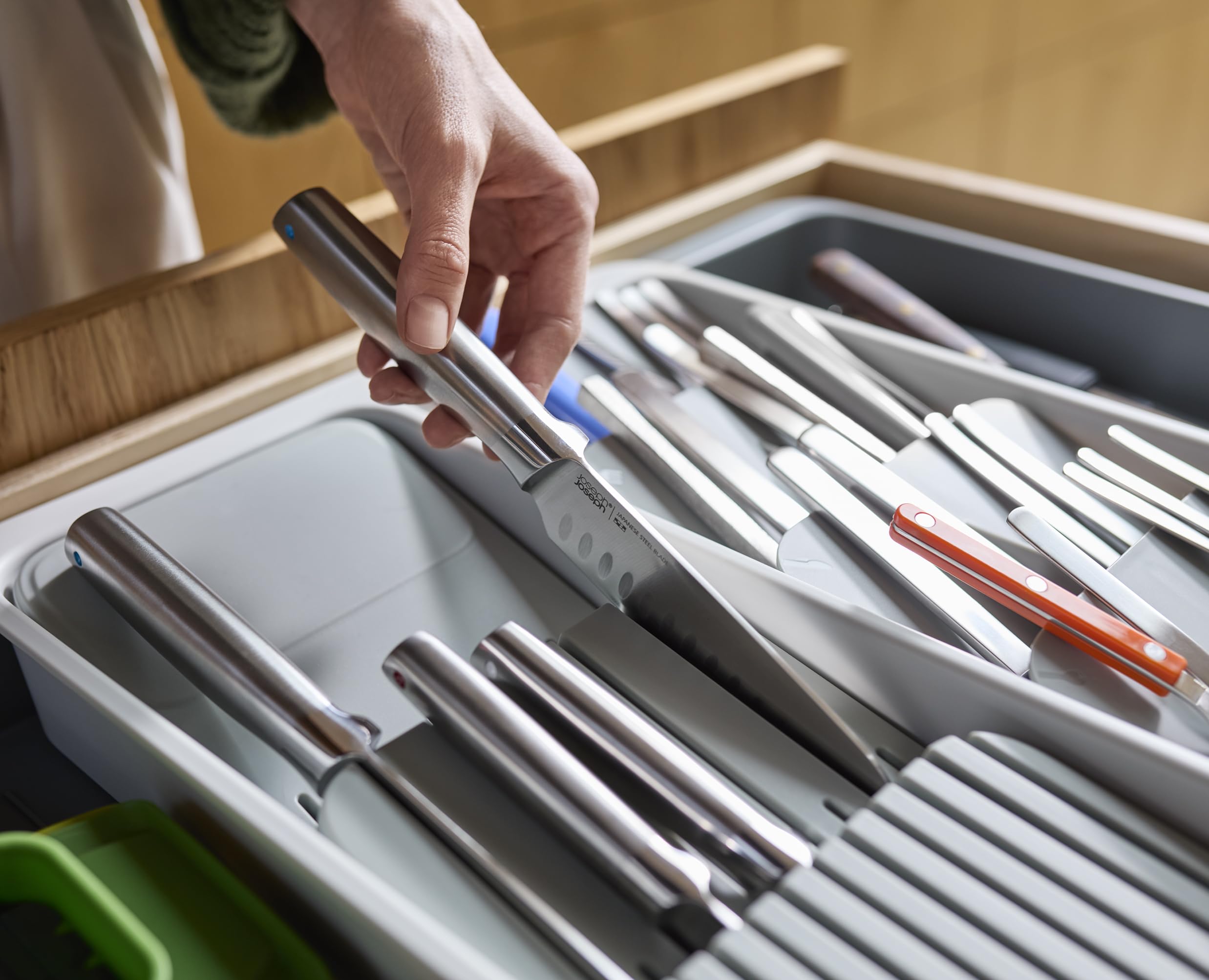 Joseph Joseph DrawerStore Bandeja para Cubiertos y Utensilios Extensible, con Organizador de Cuchillos, Plástico Reciclado