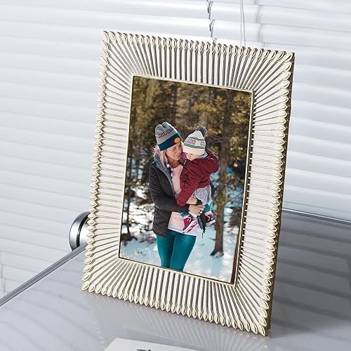 Vista 14 de Kimdio Marco de fotos de resina de 4 x 6 pulgadas, marcos de fotos dorados, marco rústico con vidrio de alta definición para pared o mesa