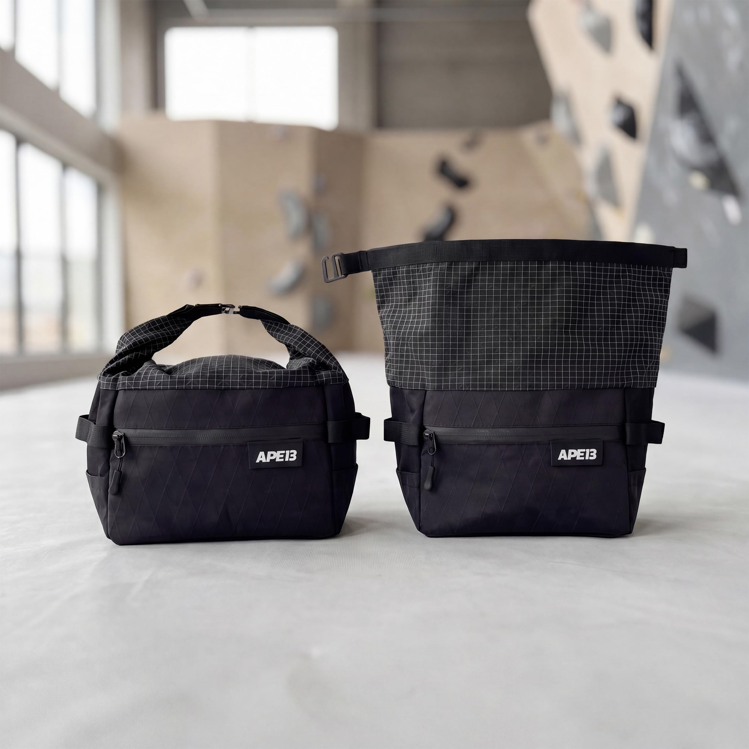 Grid Boulder Chalkbag – Großer Chalk Bag für Bouldern & Klettern, Rolltop mit Metallverschluss, stabile Base, Boulder Magnesia Beutel mit Taschen & Bürstenloops