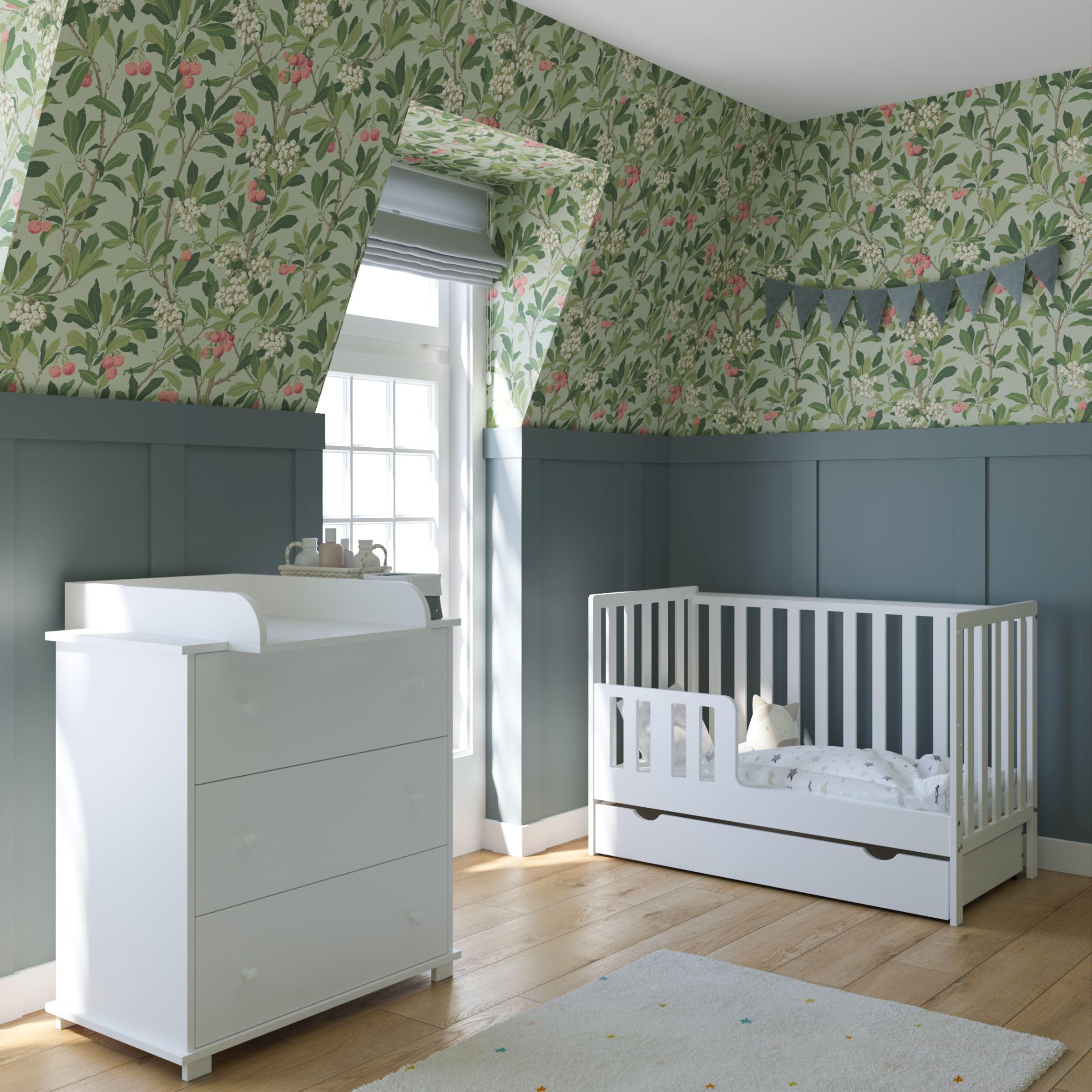zee Bambi Weiß Babybett 120x60 cm 2in1 mit Schublade & Schutzbarriere Klassisches Gitterbett 3-Fach Höhenverstellbar Kinderbett mit Beißschutz & zu Juniorbett umbaubar