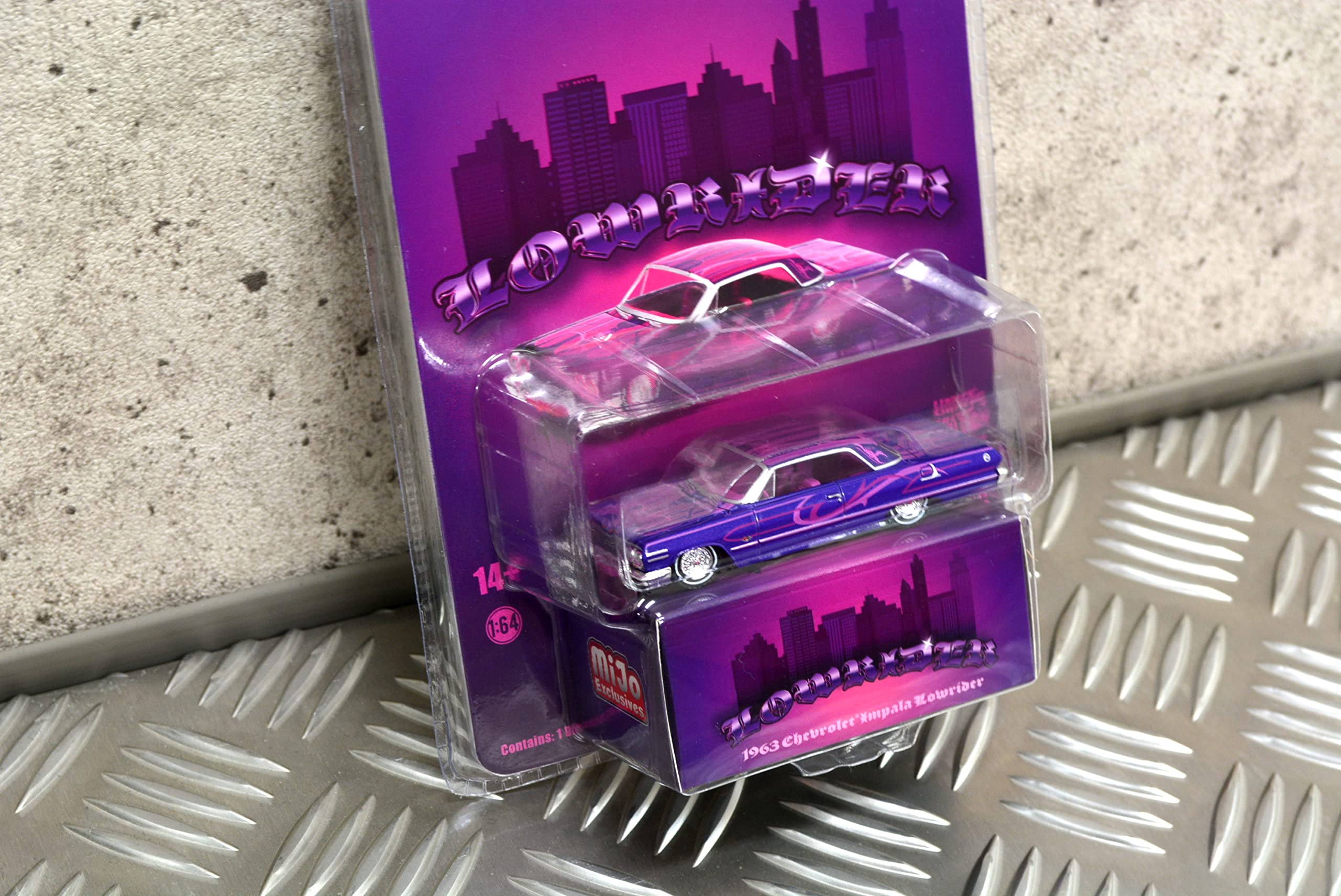 1/64 ACME GLEENLIGHT インパラ　1963　精密ミニカー グリーンライト CALIFORNIA LOWRIDERS 1/64 1963 シボレー