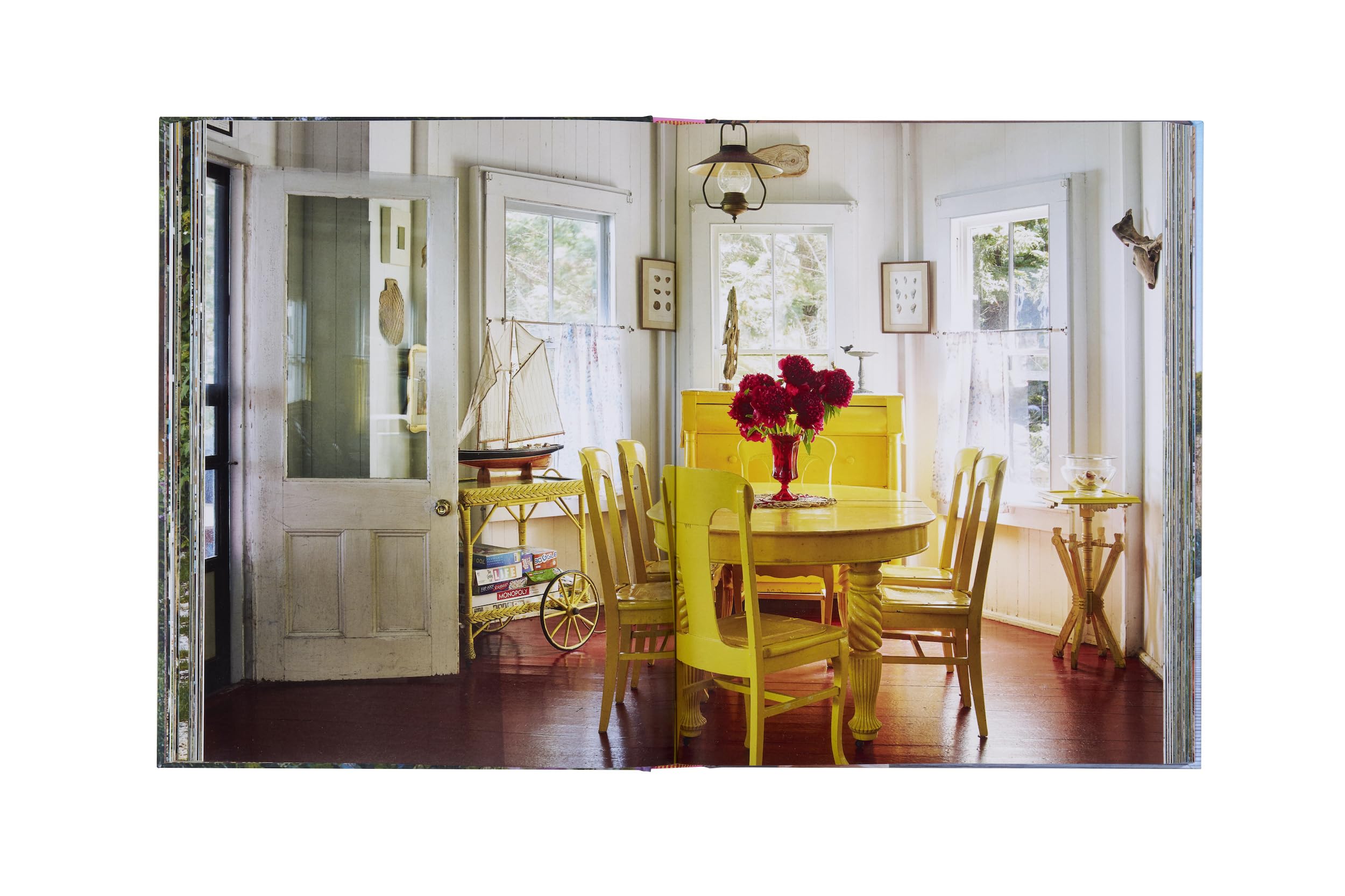 Inside the Hamptons (The Inside Series)