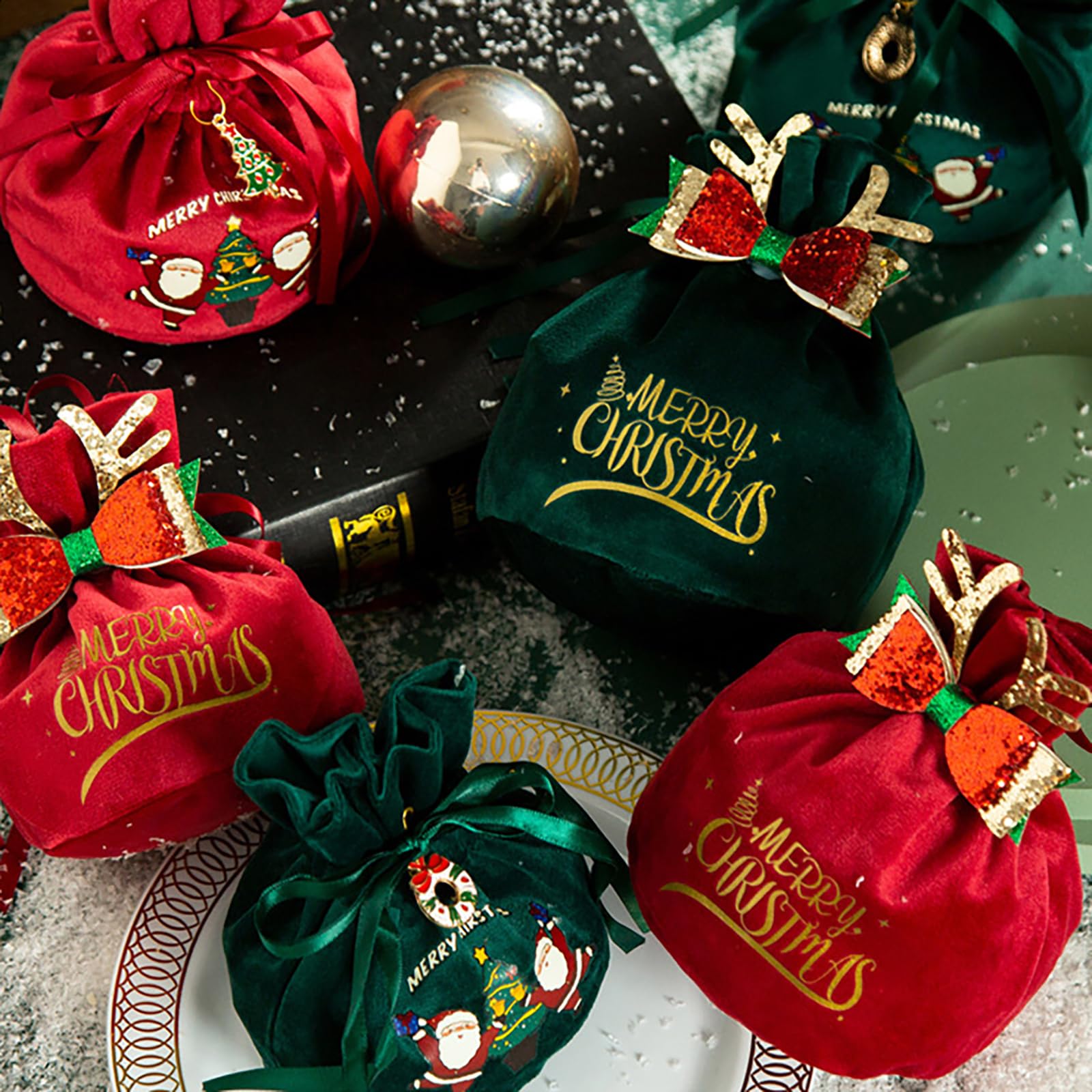 Lot De 6 Sachets De Noël En Velours Avec Cordon De Serrage, Sachets De
