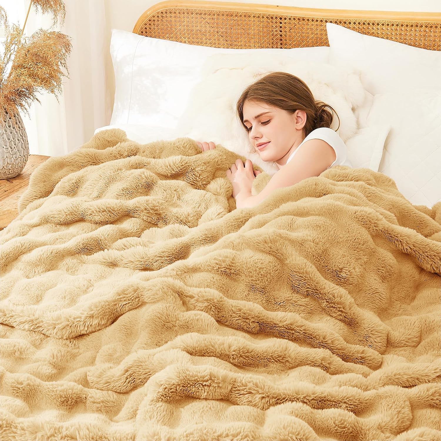 L'AGRATY Faux Rabbit Fur Blanket: 60" x 80" Twin Luxury Soft Fluffy Thick Fur Throw Blanket for Couch Bed - Cozy Plush Bubble Blankets for Winter: Flannel Fleece Decorative Blanket(Milk Tea Brown) - Image 2