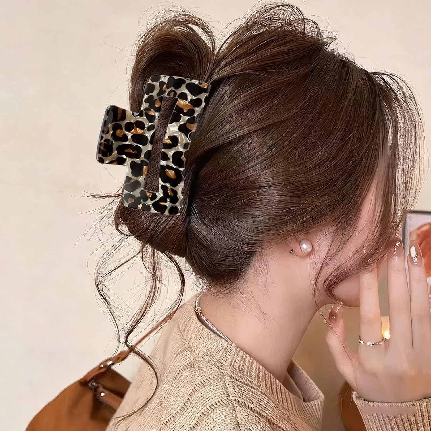 Autumn Brown Hair Clips Leopard Print Hair Claw Clip Medium Square Strong Hold Hair Barrette Elegant Cheetah Print Jaw Clips Fall Stylish Hair Accessories for Women Girls Party Hair Decoration image 4