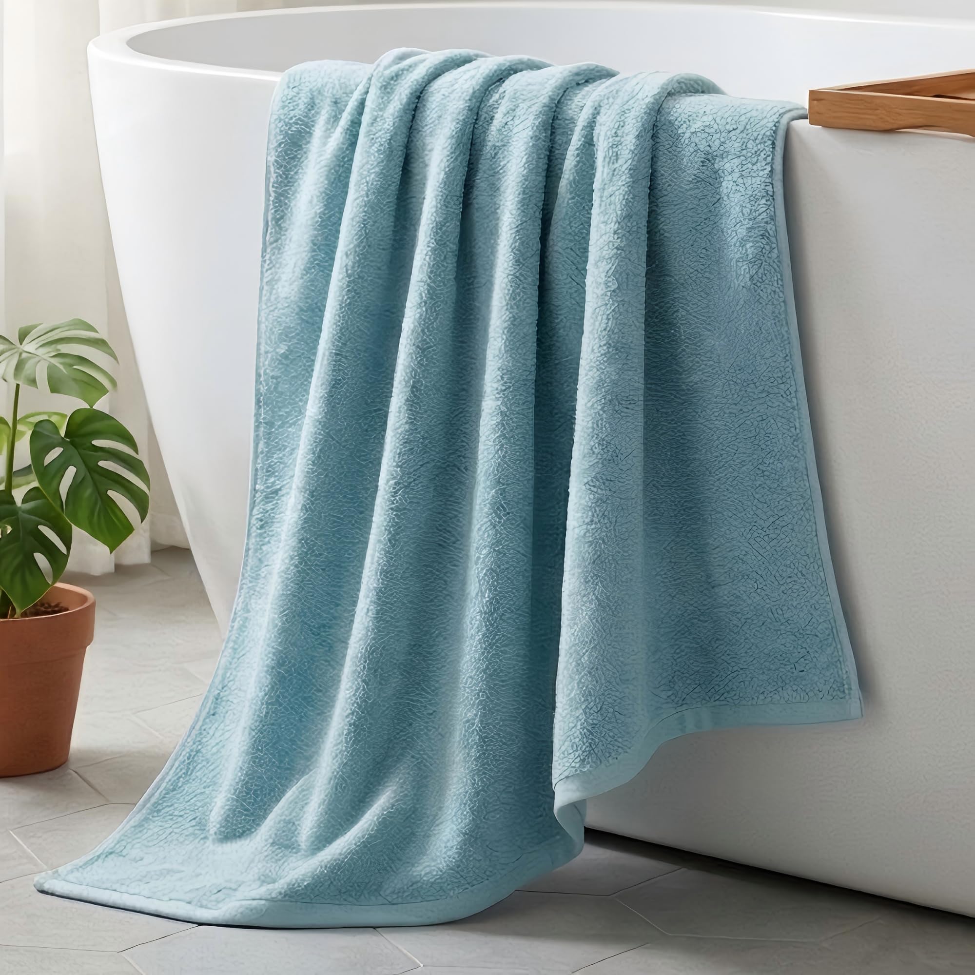 Vie TRIOMPHE Standard Zero-Twist Bath Towel 70x140cm, Long-Staple Cotton Serene Water Blue, Ultra-Soft Absorbent Hotel-Quality Towel, 330g, Machine Washable Bathroom Staple