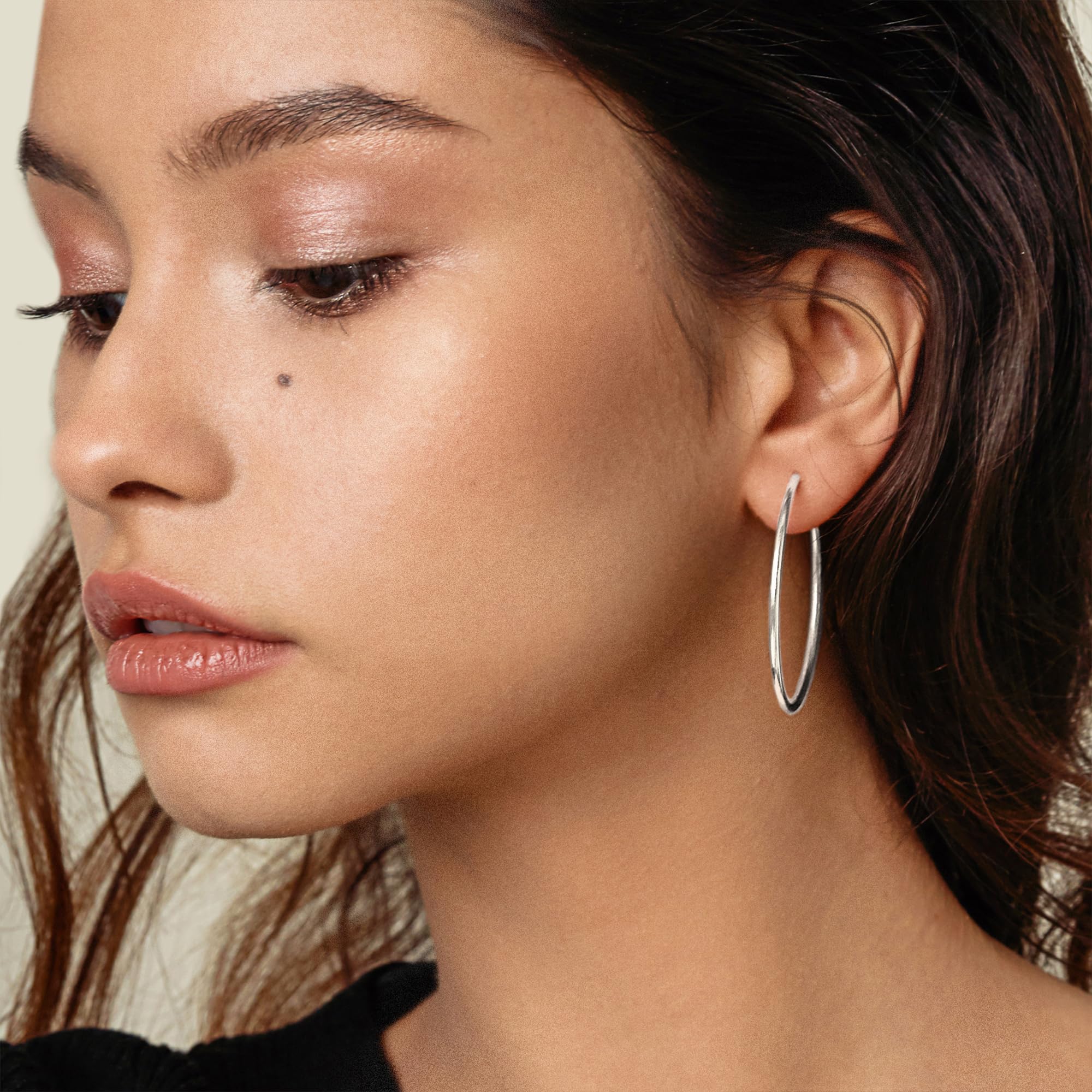 EDELIND Creolen Gold Groß 50 mm 375 585 750 Weißgold Breite 2 mm Hoop Ohrringe Damen Mädchen 9 14 18K Echt Gold Damenohrringe mit Schmuck Geschenk Box