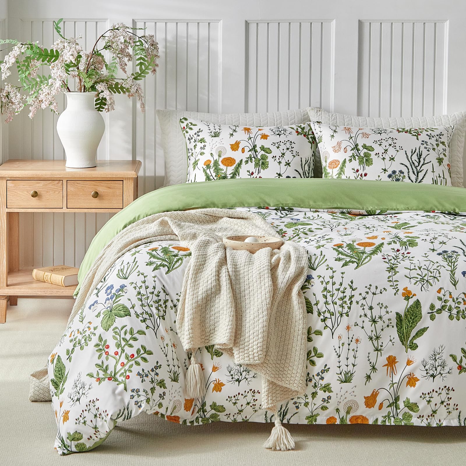 Lekesky Reversible Duvet Cover King Size 3-piece, Green Daisy