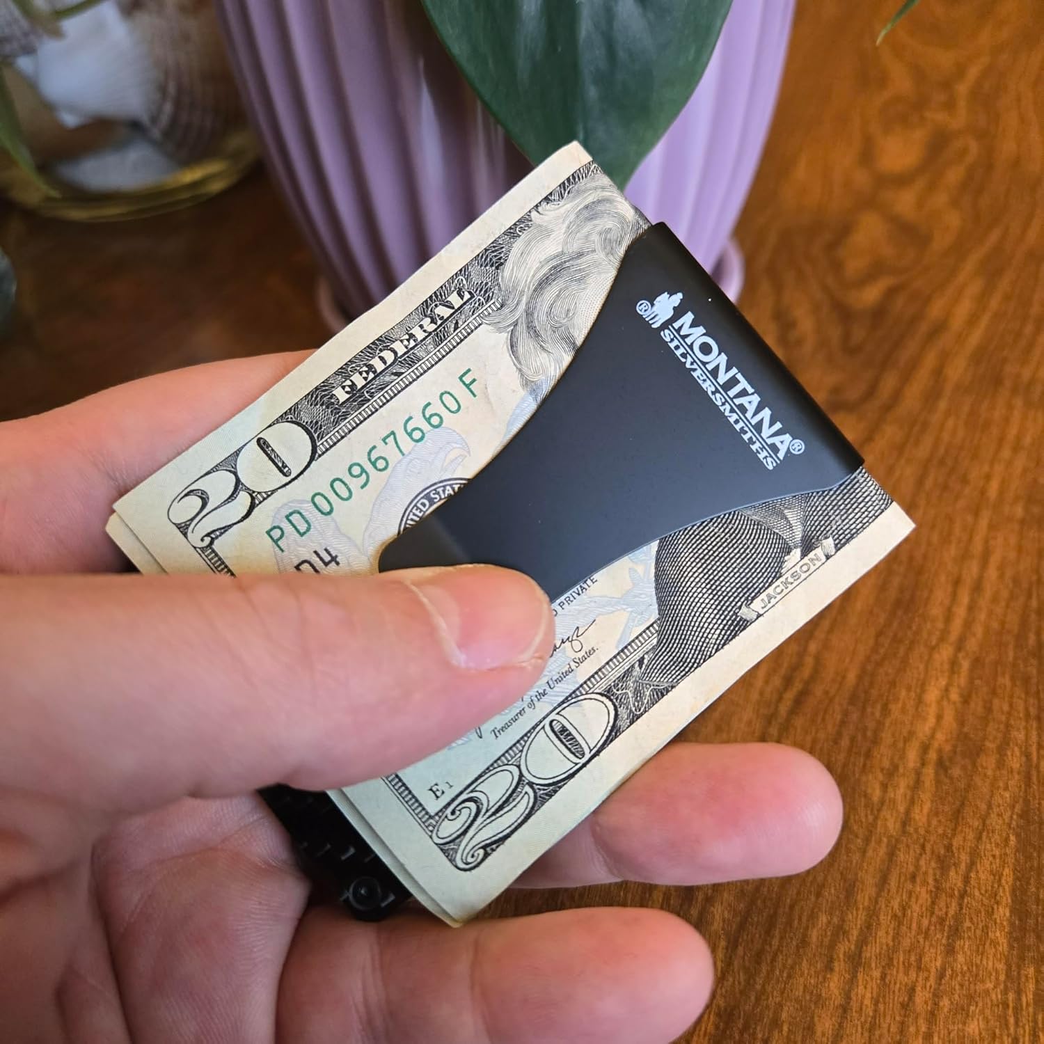 Montana Silversmiths Made in the USA Western Lifestyle Credit Card & Cash Case (Ironwood with Longhorn)