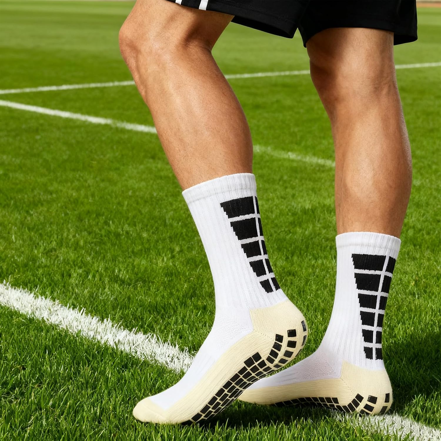 Men's Grip Soccer Socks Anti Slip Athletic Socks Non Slip Grippy Football Basketball Sock with Grip Pads