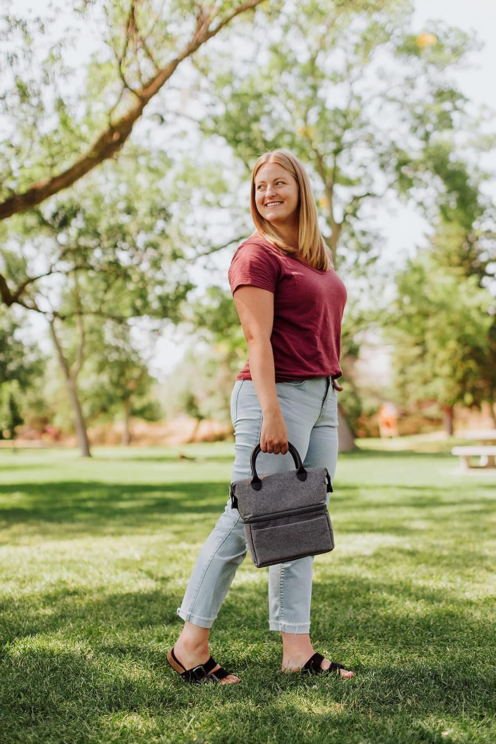 PICNIC TIME NCAA unisex-adult NCAA Urban Lunch Bag, Cooler Lunch Tote, Insulated Lunch Bag