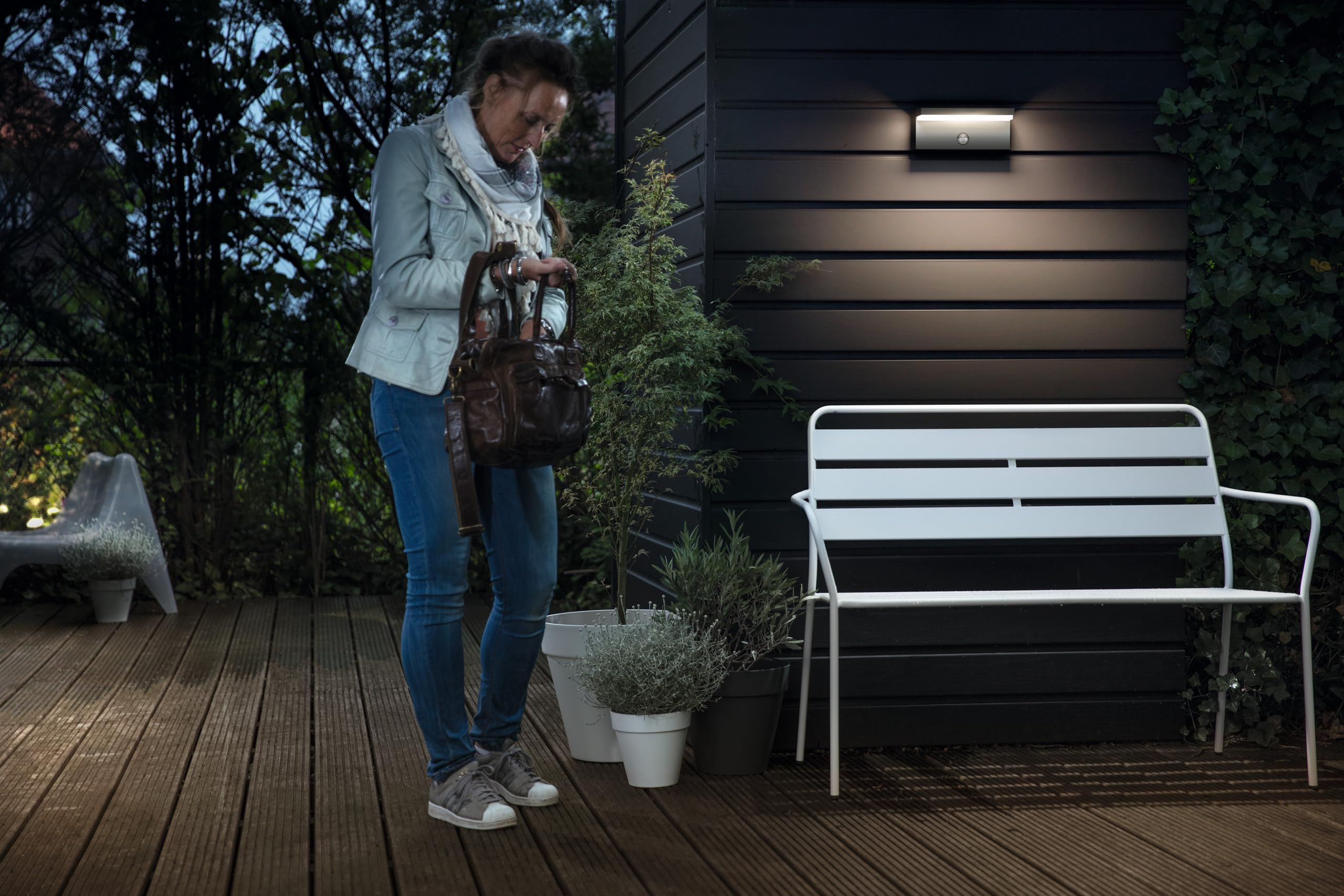 Philips Applique Murale Exterieur LED, Lampe Exterieur avec detecteur de mouvement, Gris Anthracite, Résistant à l'eau IP44, Philips Bustan pour éclairage de votre maison, jardin et terrasse