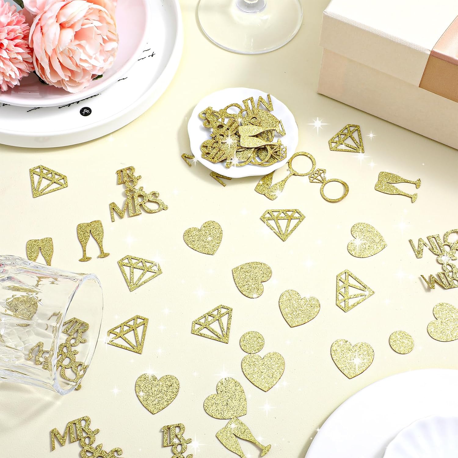 200Pcs Gold Wedding Table Confetti, Bridal Shower Decorations Engagement Confetti Glittering Diamond Ring MR&MRS Engagement Party Table Scatter for Marriage Ceremony Anniversary Valentine‘s Day