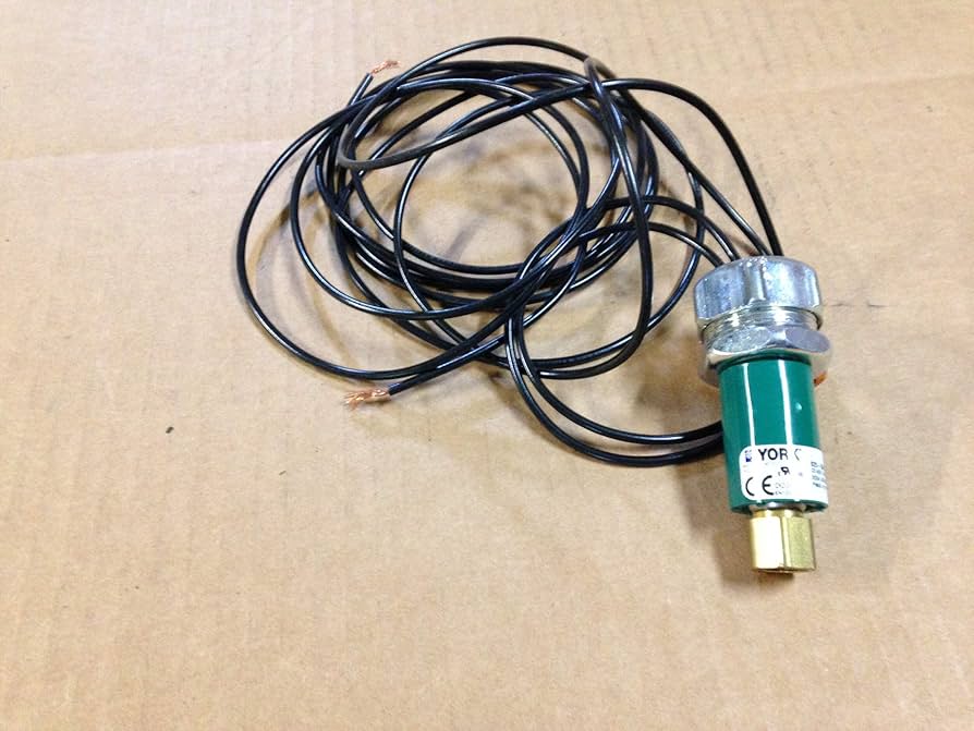 York 025-30480-000* HIGH Pressure Switch: Amazon.com