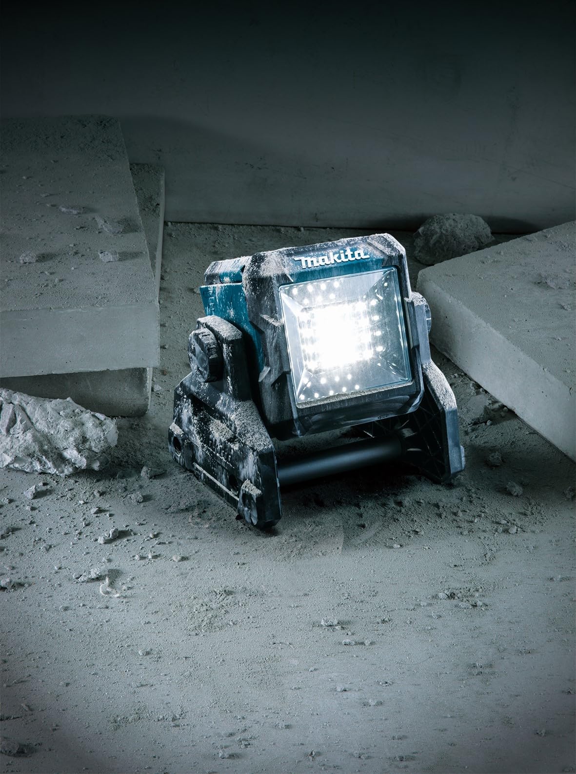 Makita ML003G 40V Max Li-ion XGT LED Luce da lavoro - Batterie e caricabatterie non inclusi