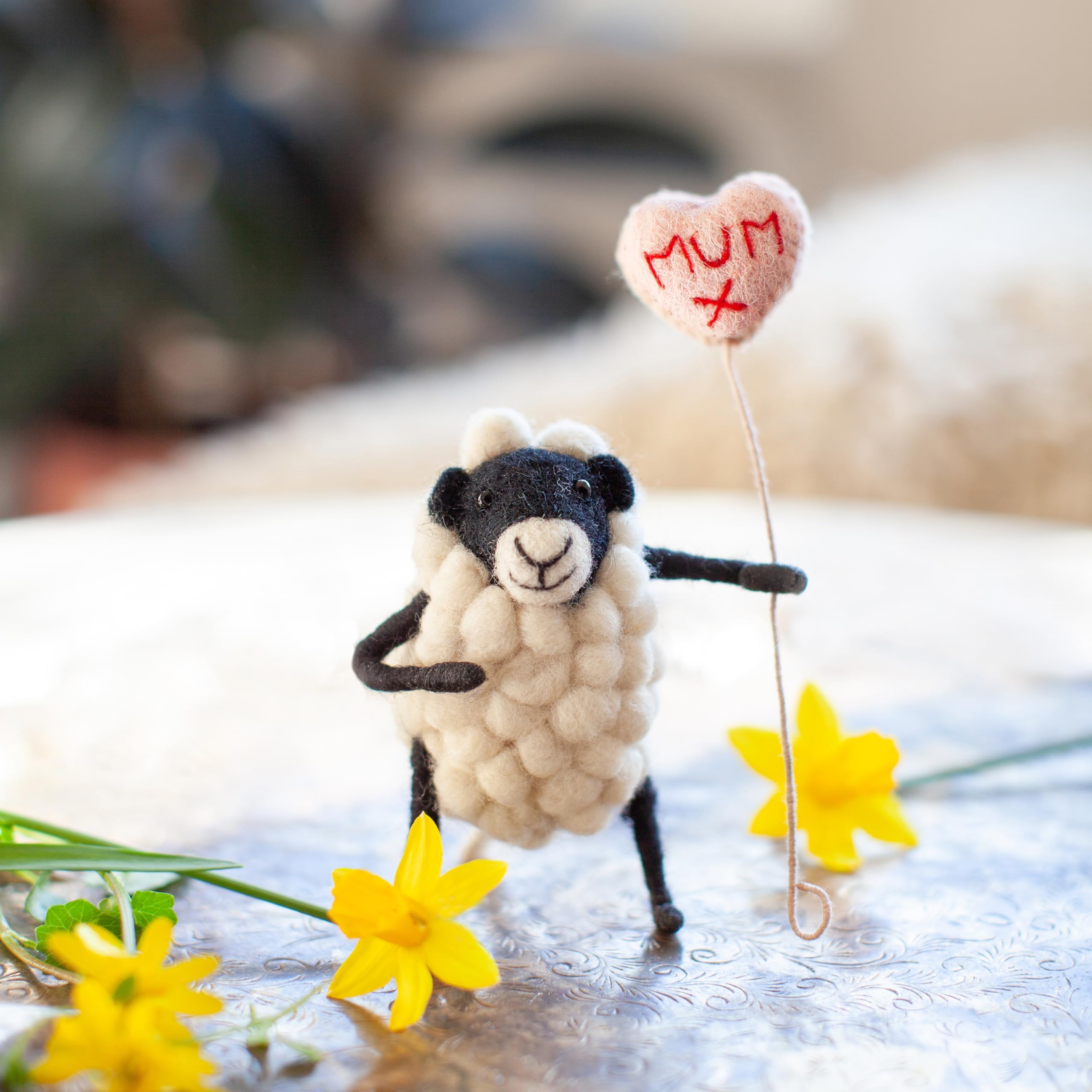 Sew Heart Felt, Mum Balloon Sheep, 10cm - Image 2