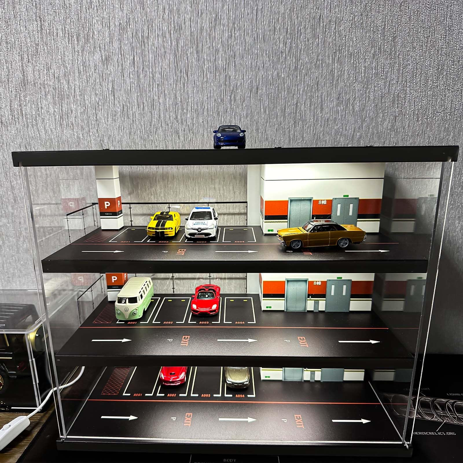 Luay Wuliza 1/64 Die-Cast Car Display Case?Hot Diecast Wheels Display Case?Car Model Display Box with LED Light?Alloy Car Model Storage